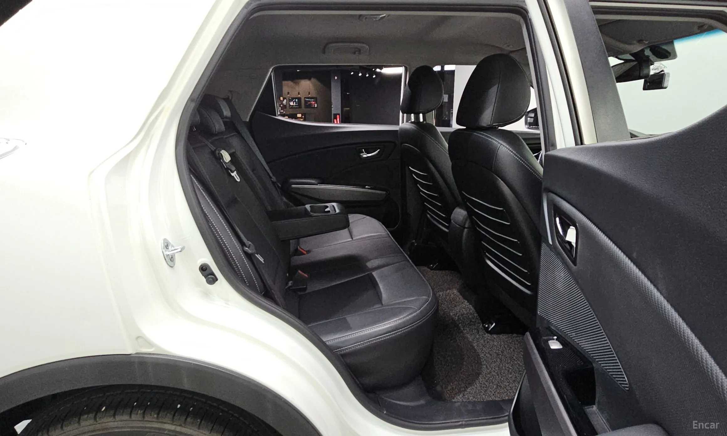 KG Mobility (SsangYong) Tivoli, Lazio превью 12
