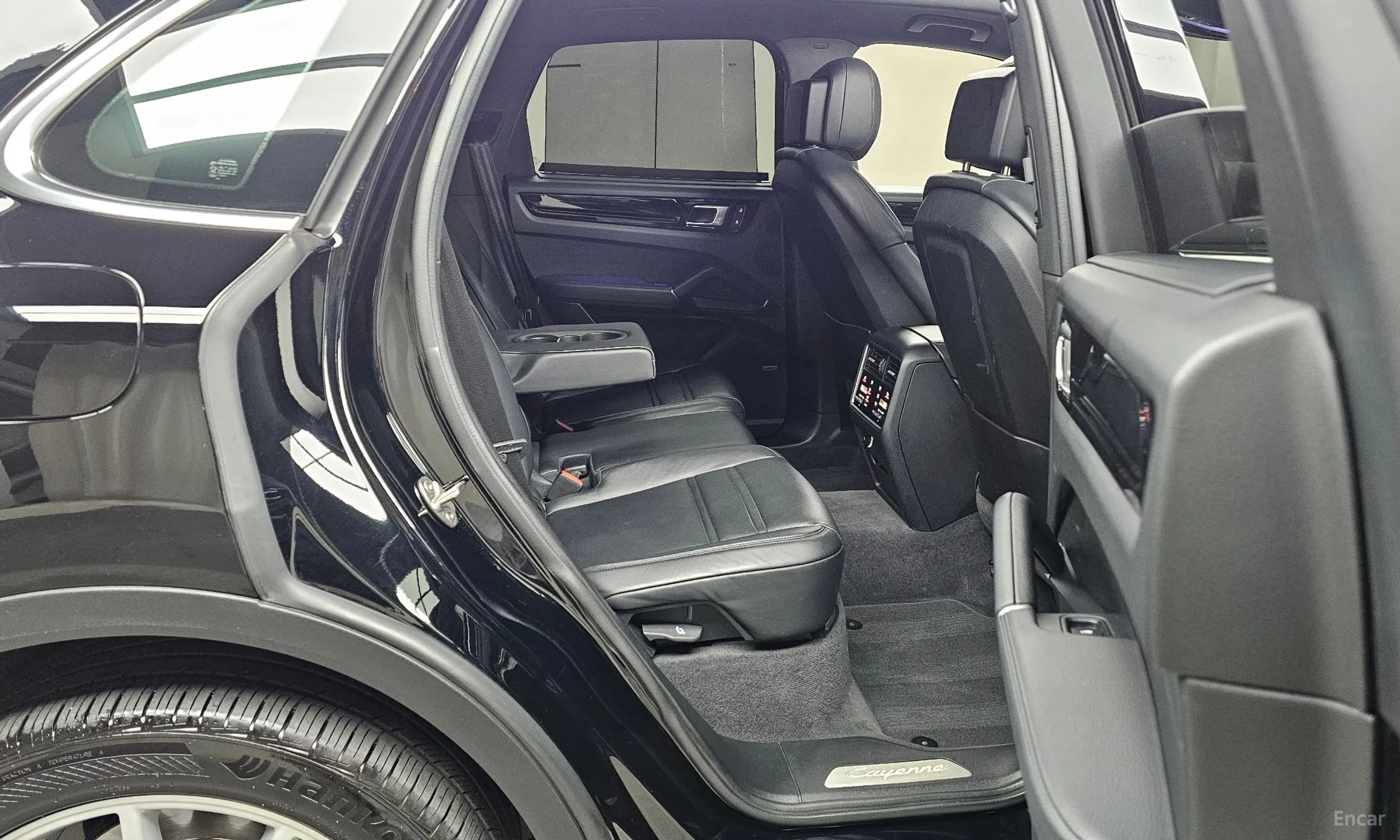 Porsche Cayenne (PO536) превью 11