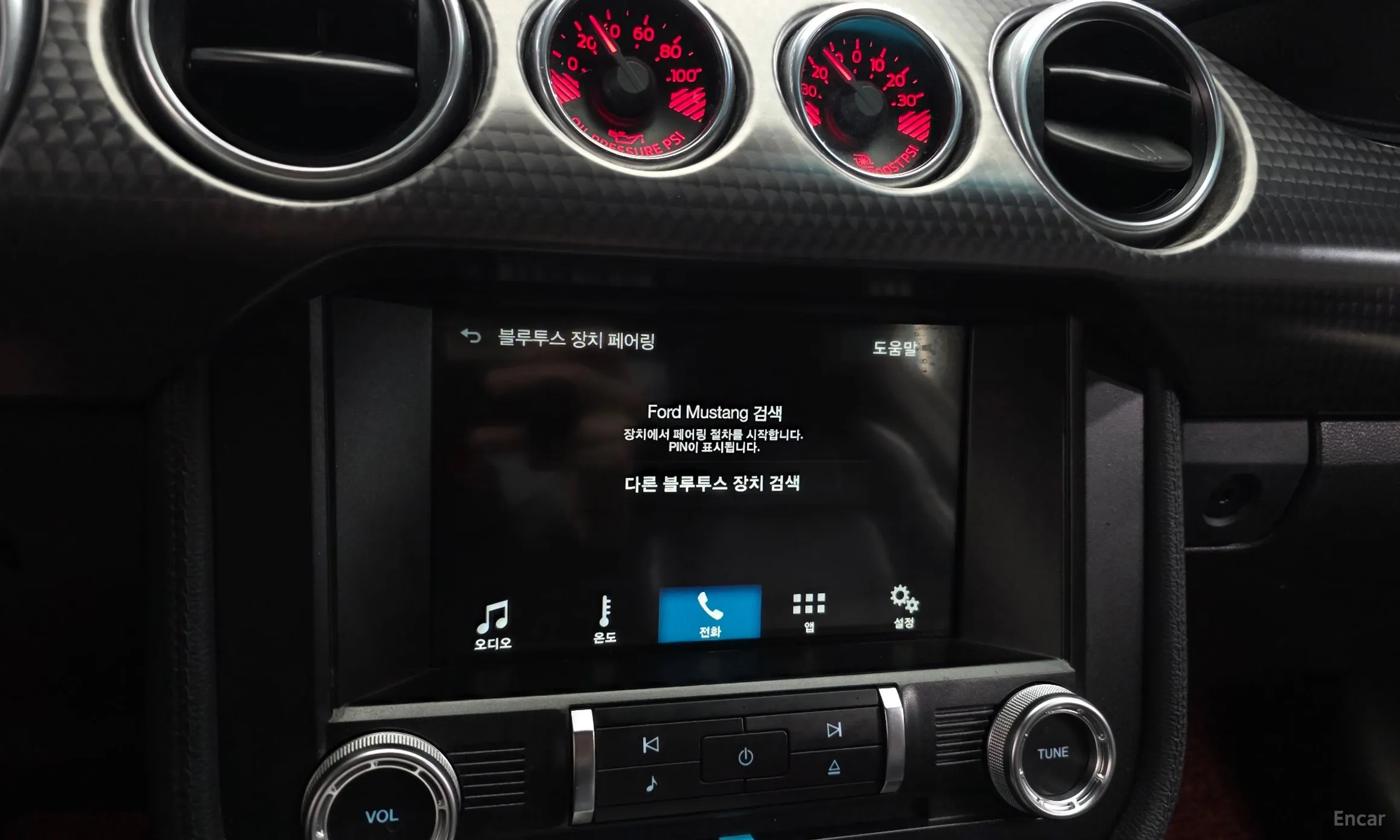 Ford Mustang превью 14