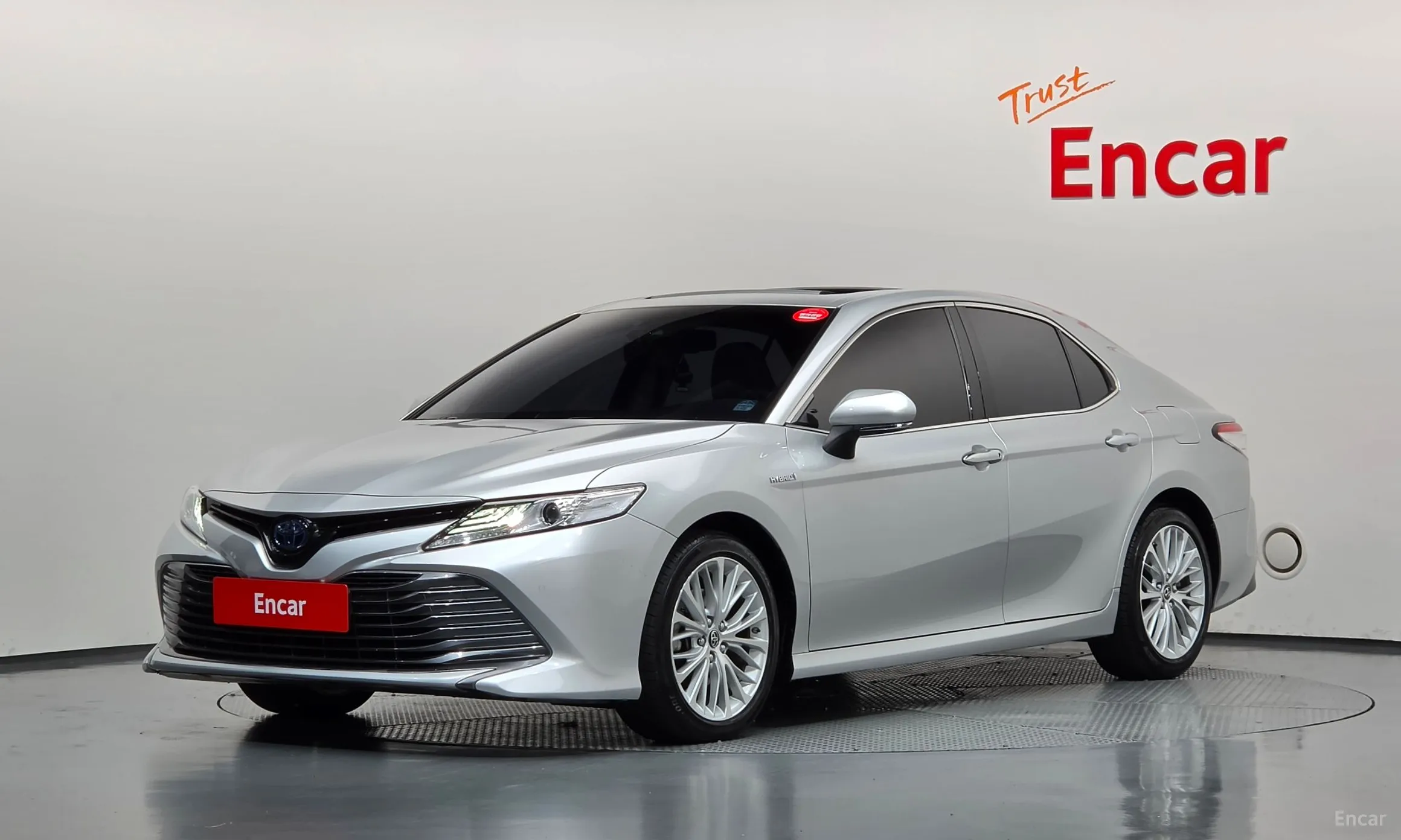Camry (XV70)