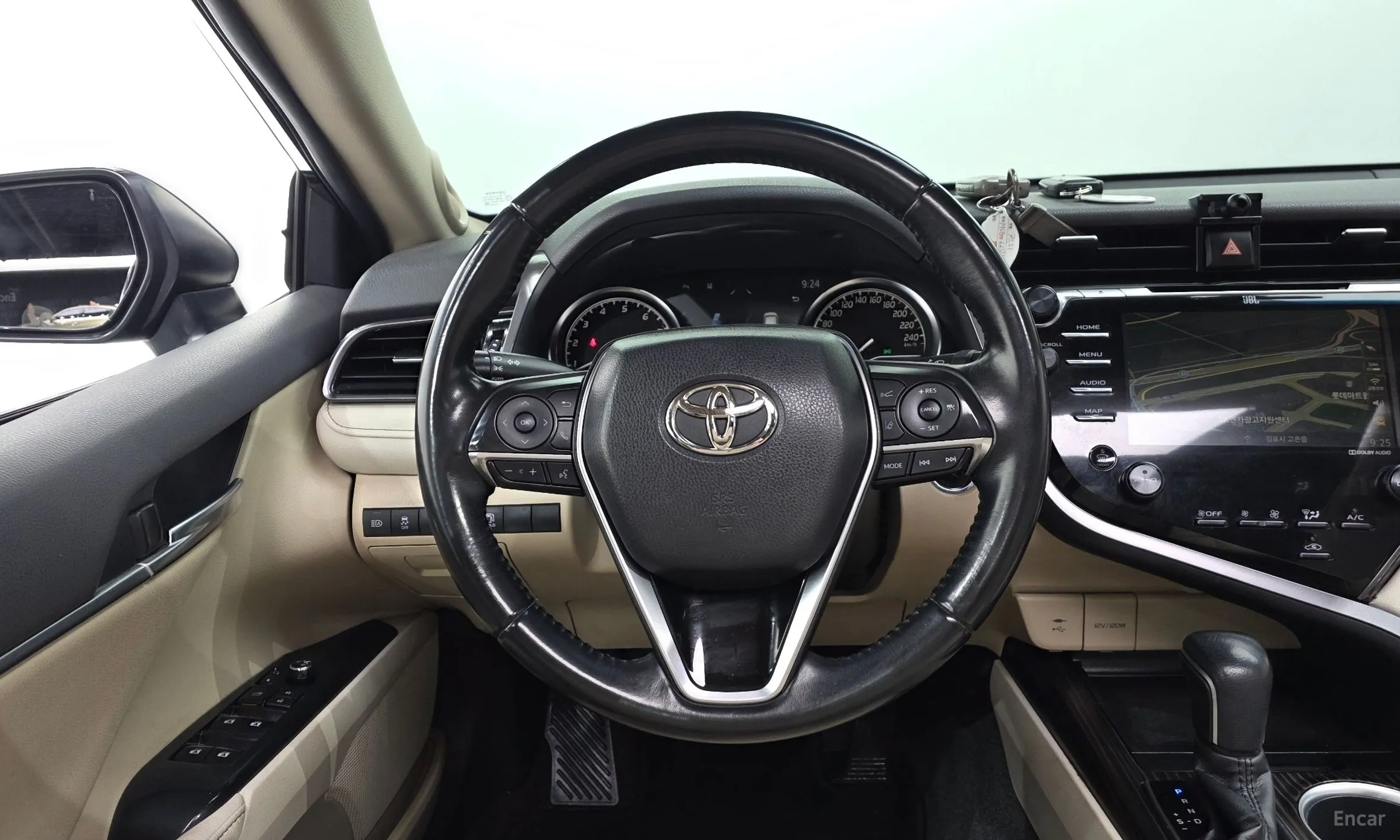 Toyota Camry (XV70) превью 12