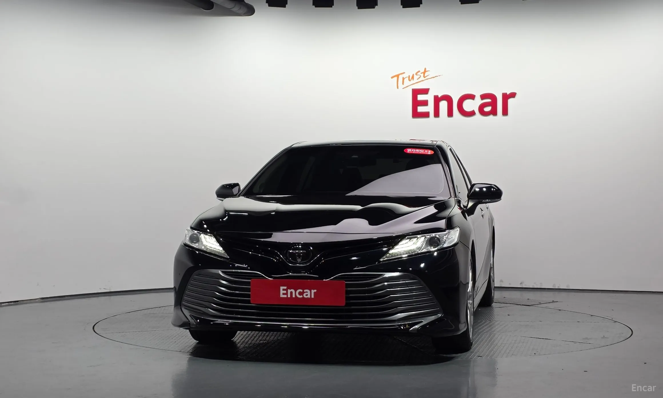 Toyota Camry (XV70) превью 3