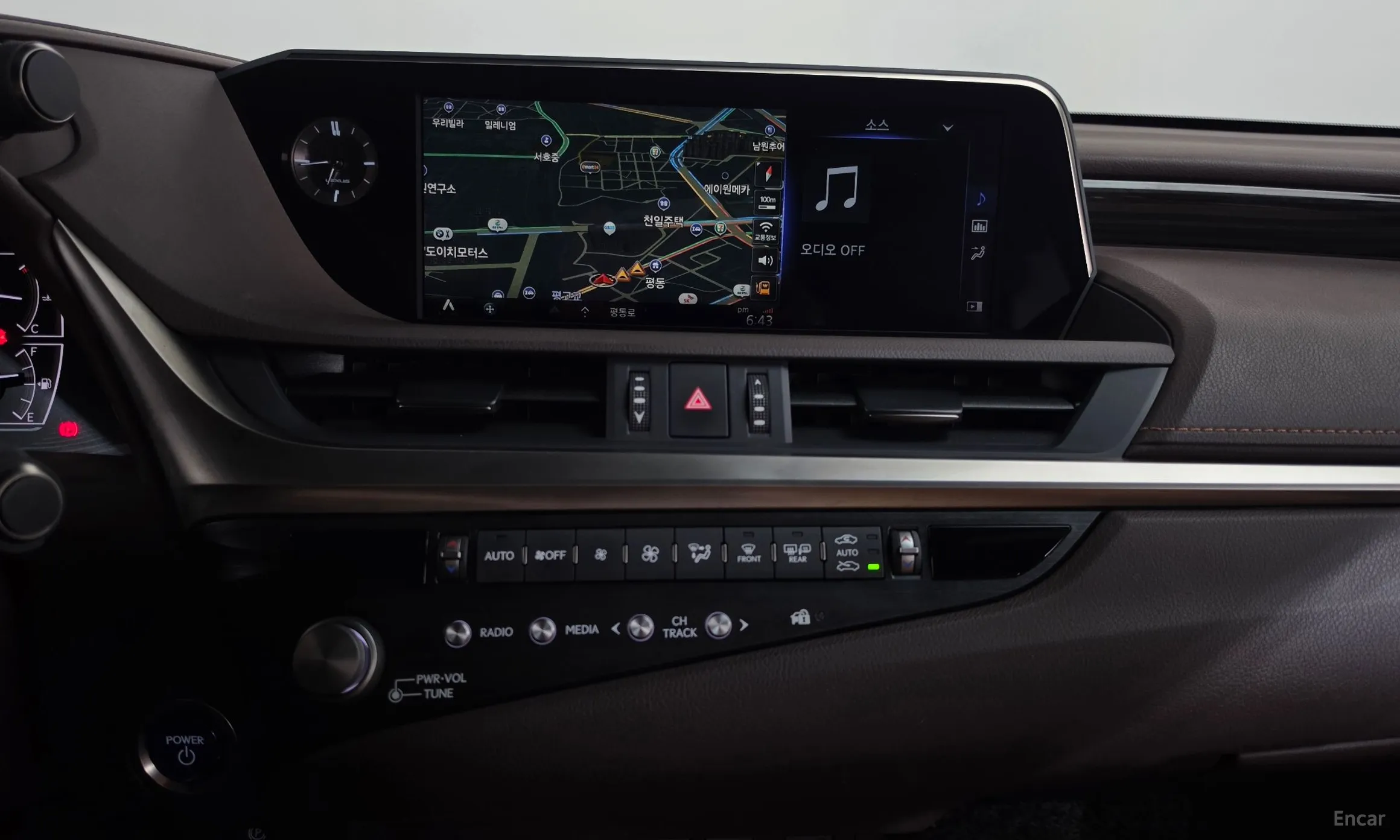 Lexus ES300h 7th Generation превью 12