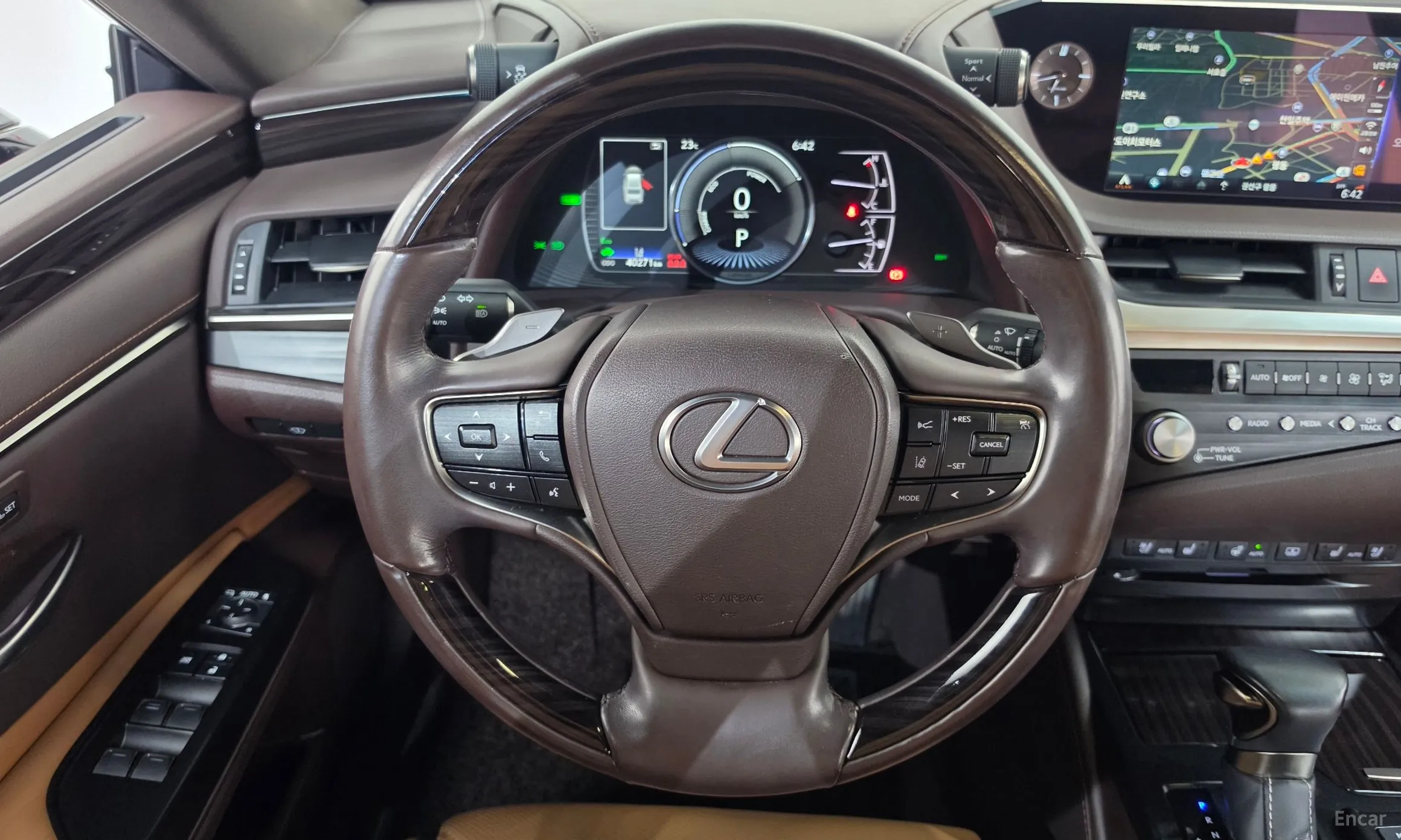 Lexus ES300h 7th Generation превью 13