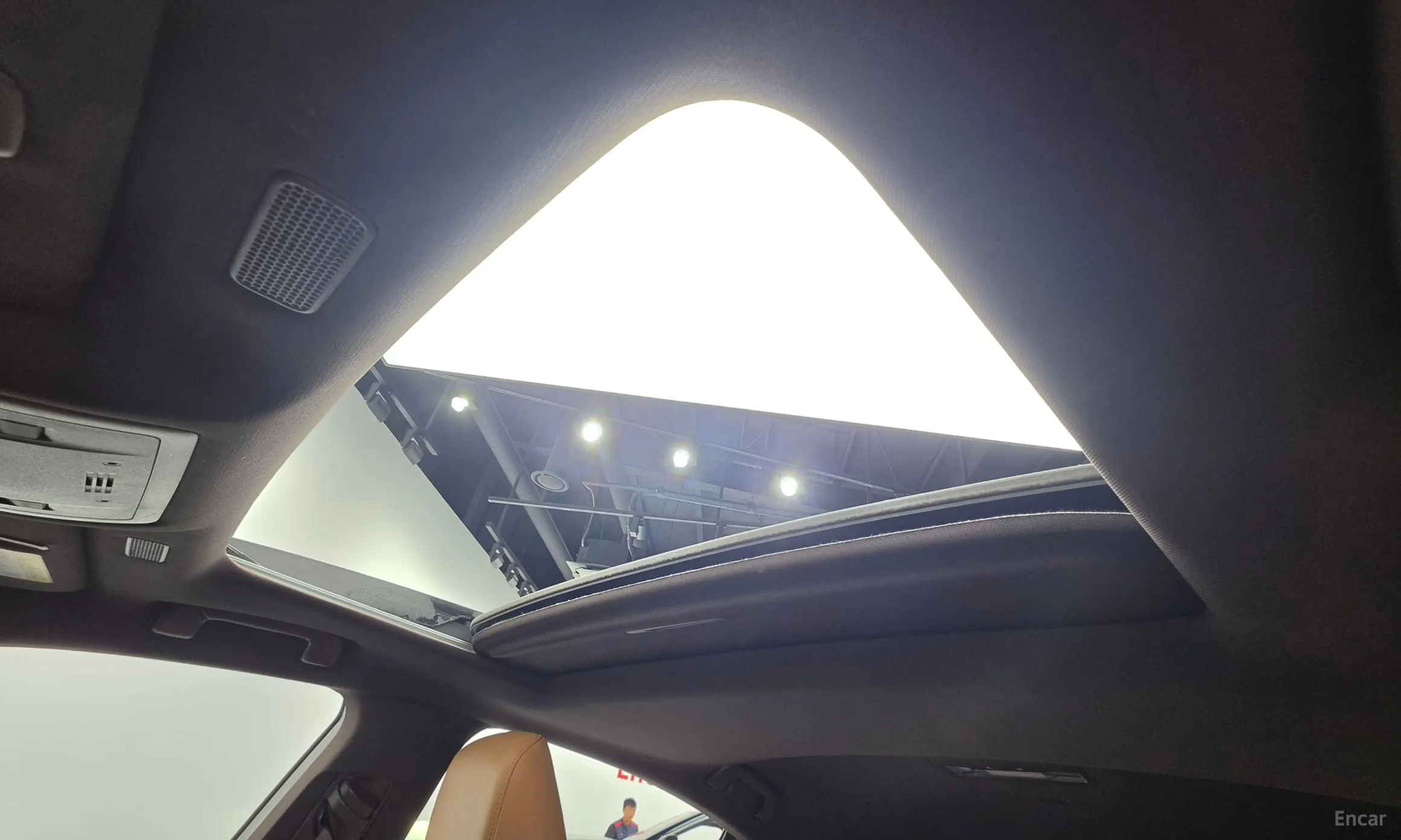 Lexus ES300h 7th Generation превью 17
