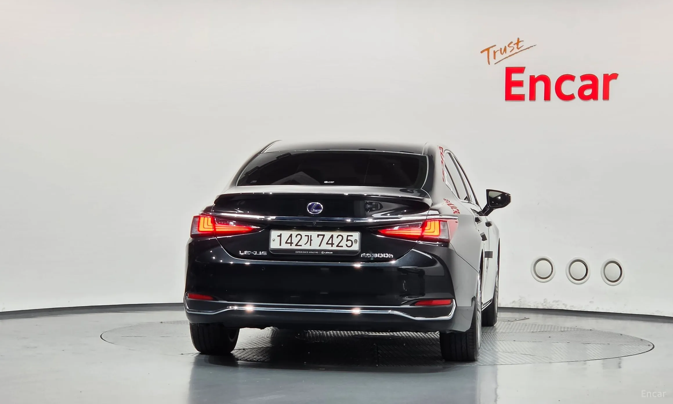 Lexus ES300h 7th Generation превью 4