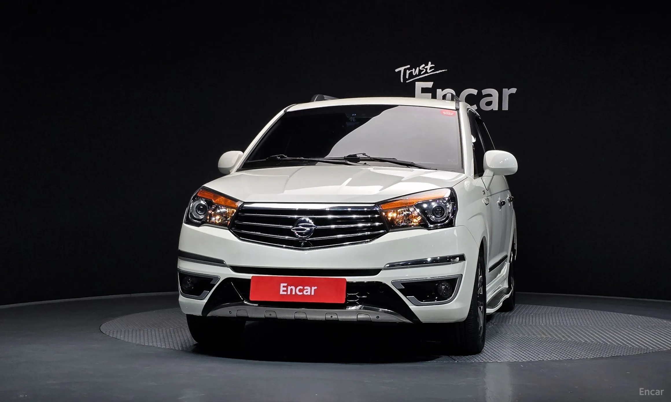 KG Mobility (SsangYong) Korando Turismo превью 3