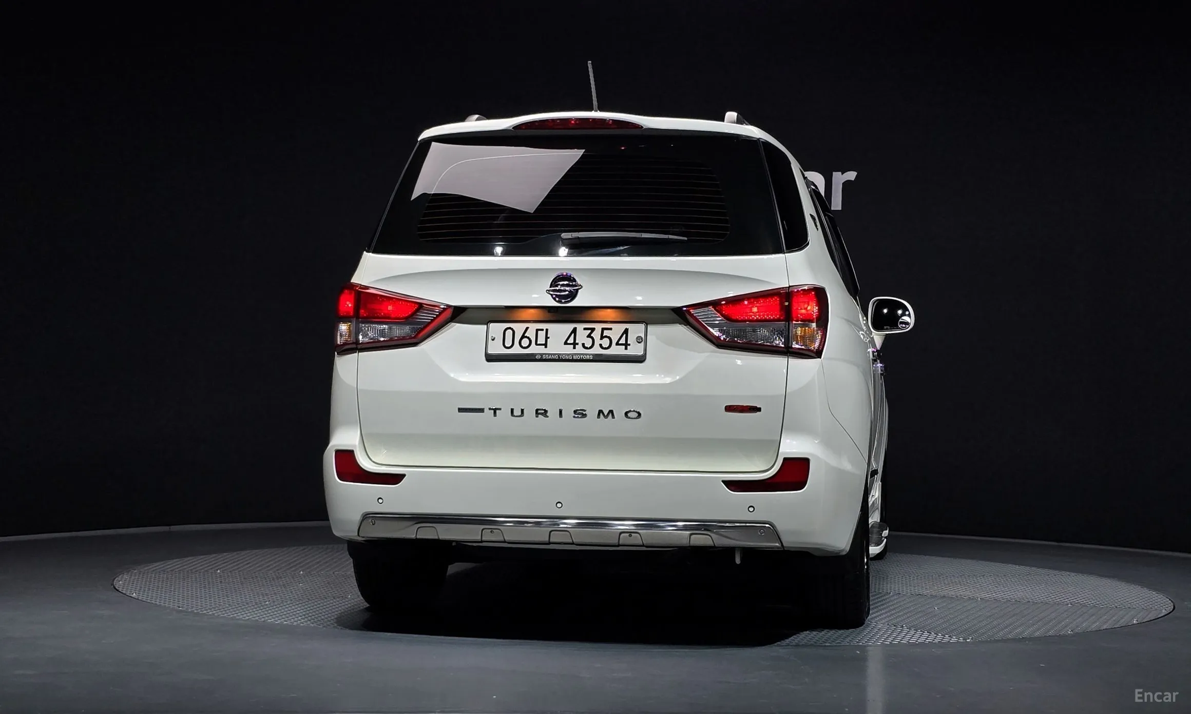 KG Mobility (SsangYong) Korando Turismo превью 4