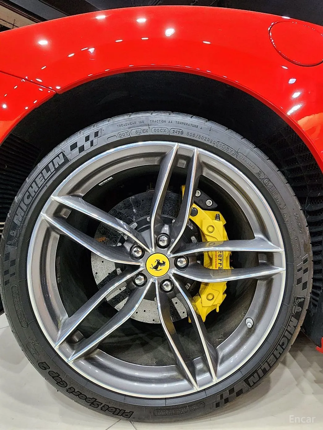 Ferrari 488 Spider превью 5
