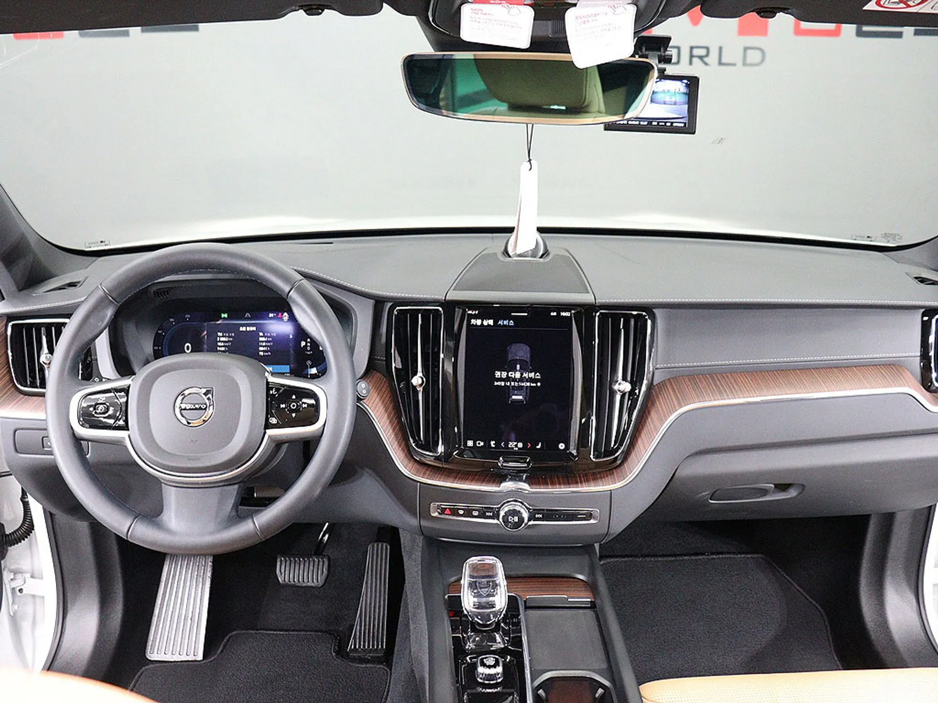 Volvo XC60 Gen 2 превью 8