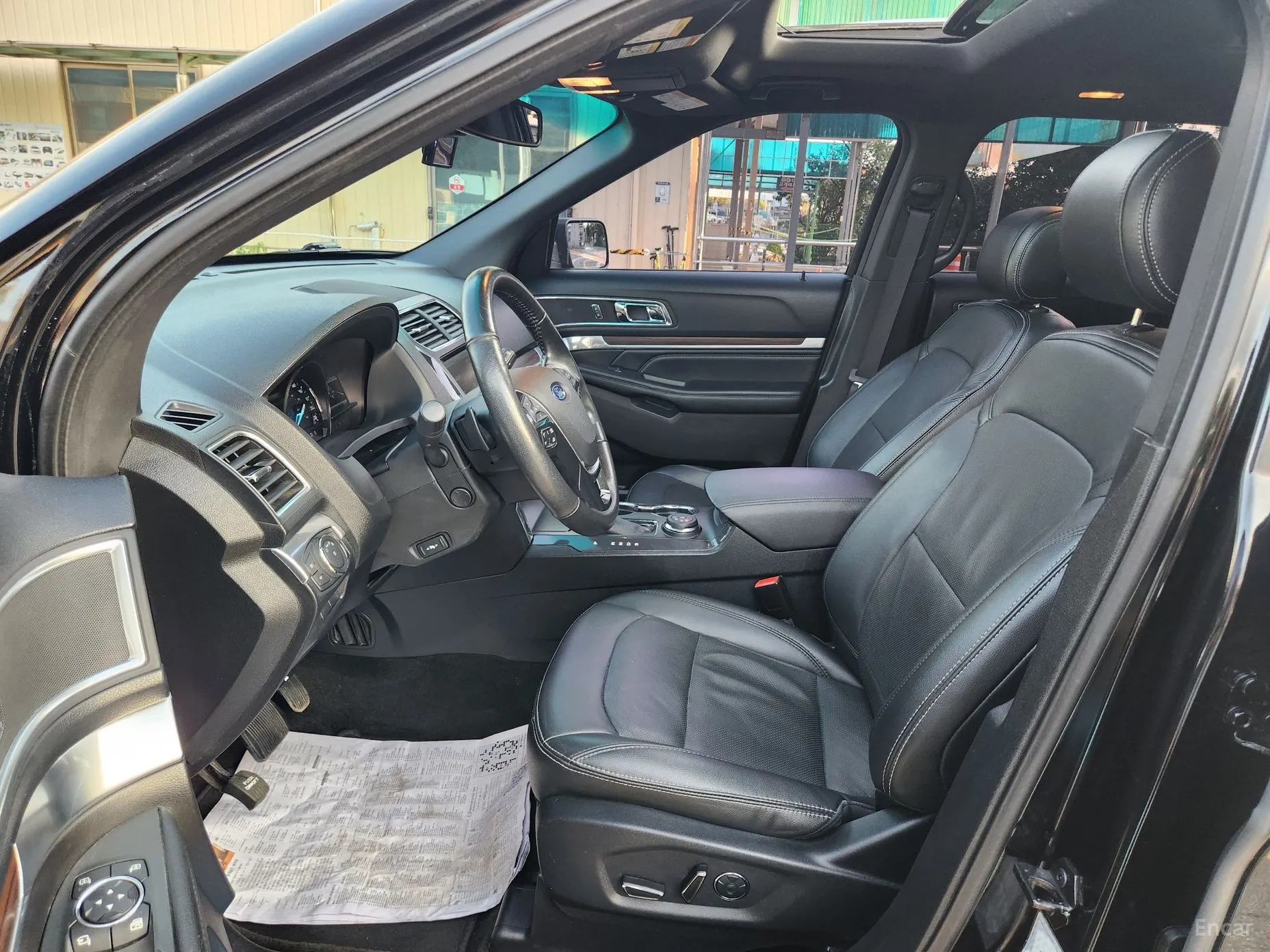 Ford Explorer превью 12