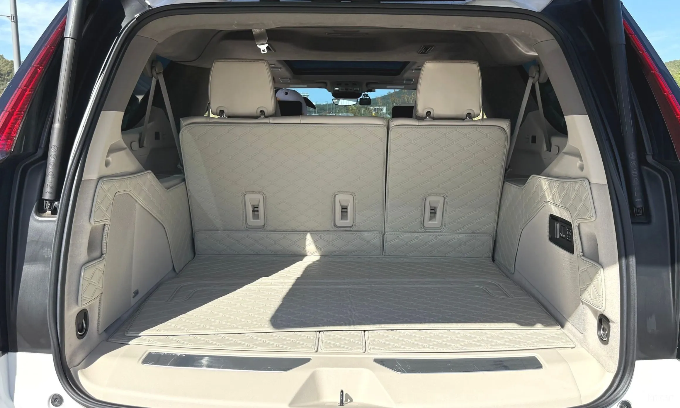 Cadillac Escalade 5th Generation превью 18