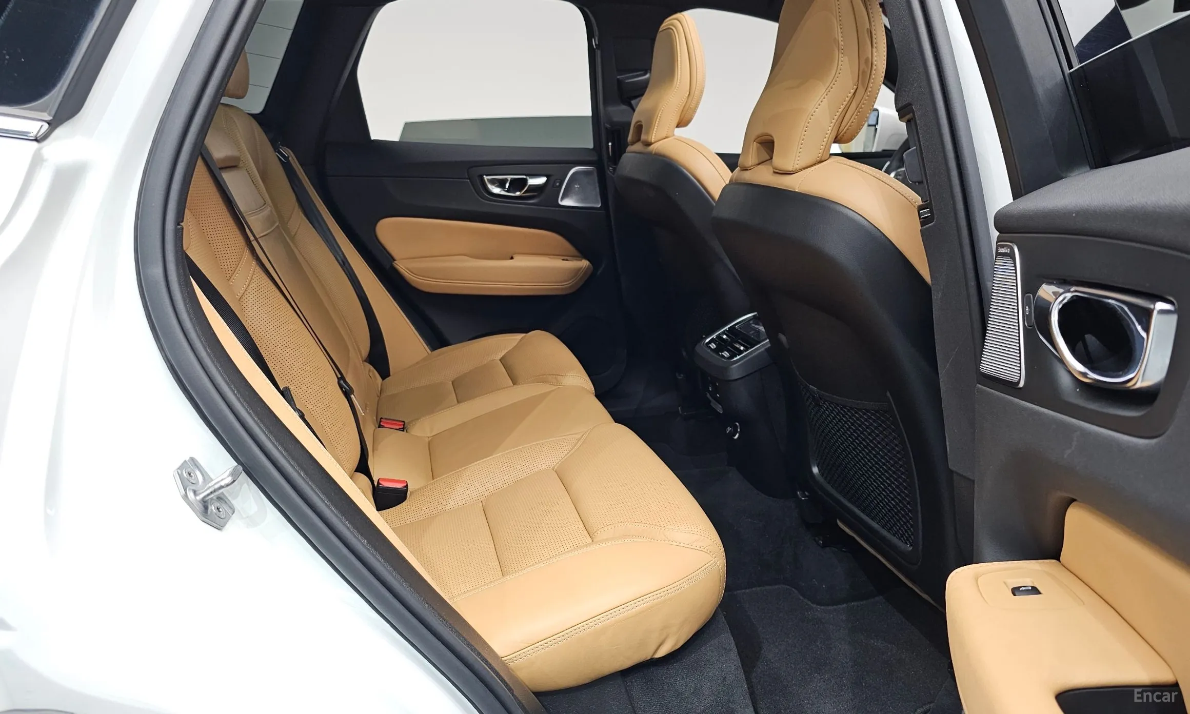 Volvo XC60 Gen 2 превью 11