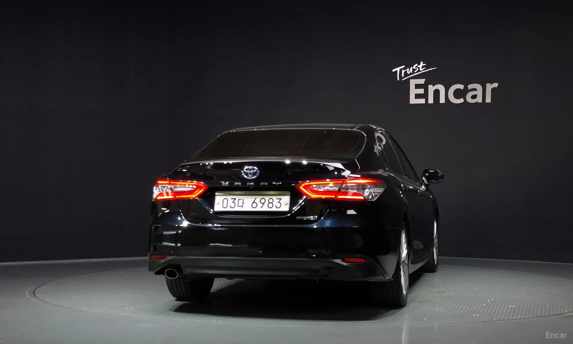 Toyota Camry (XV70) превью 4