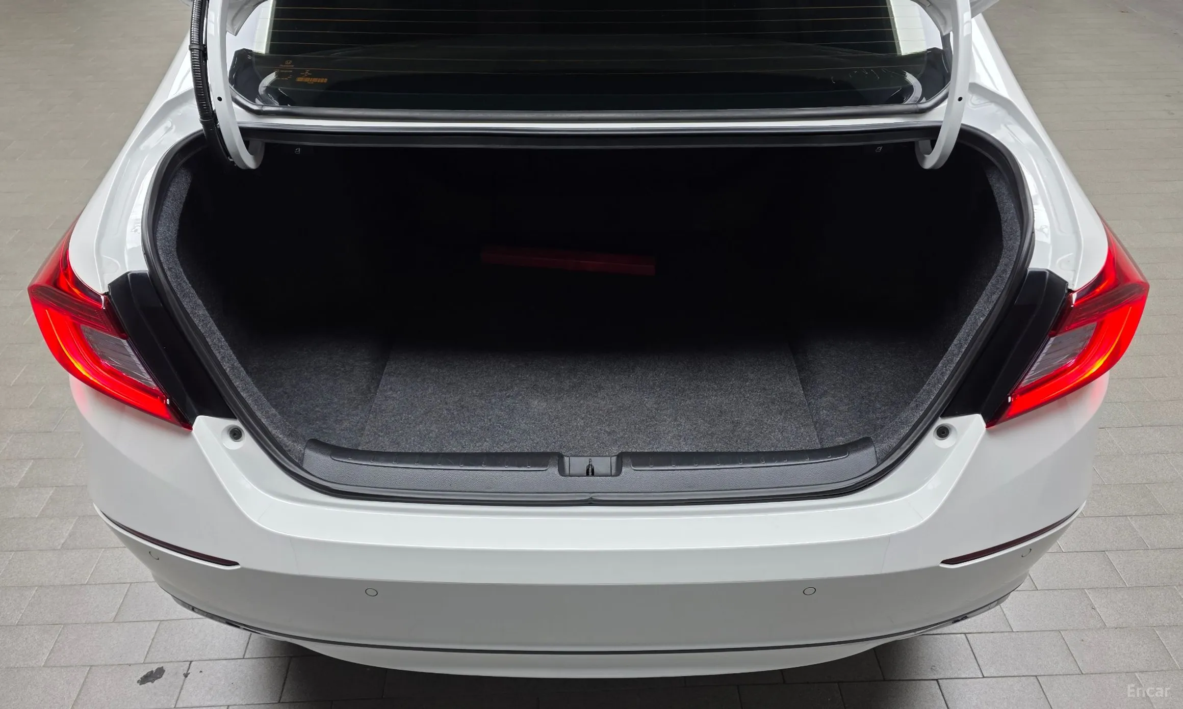 Honda Accord 10th Generation превью 16