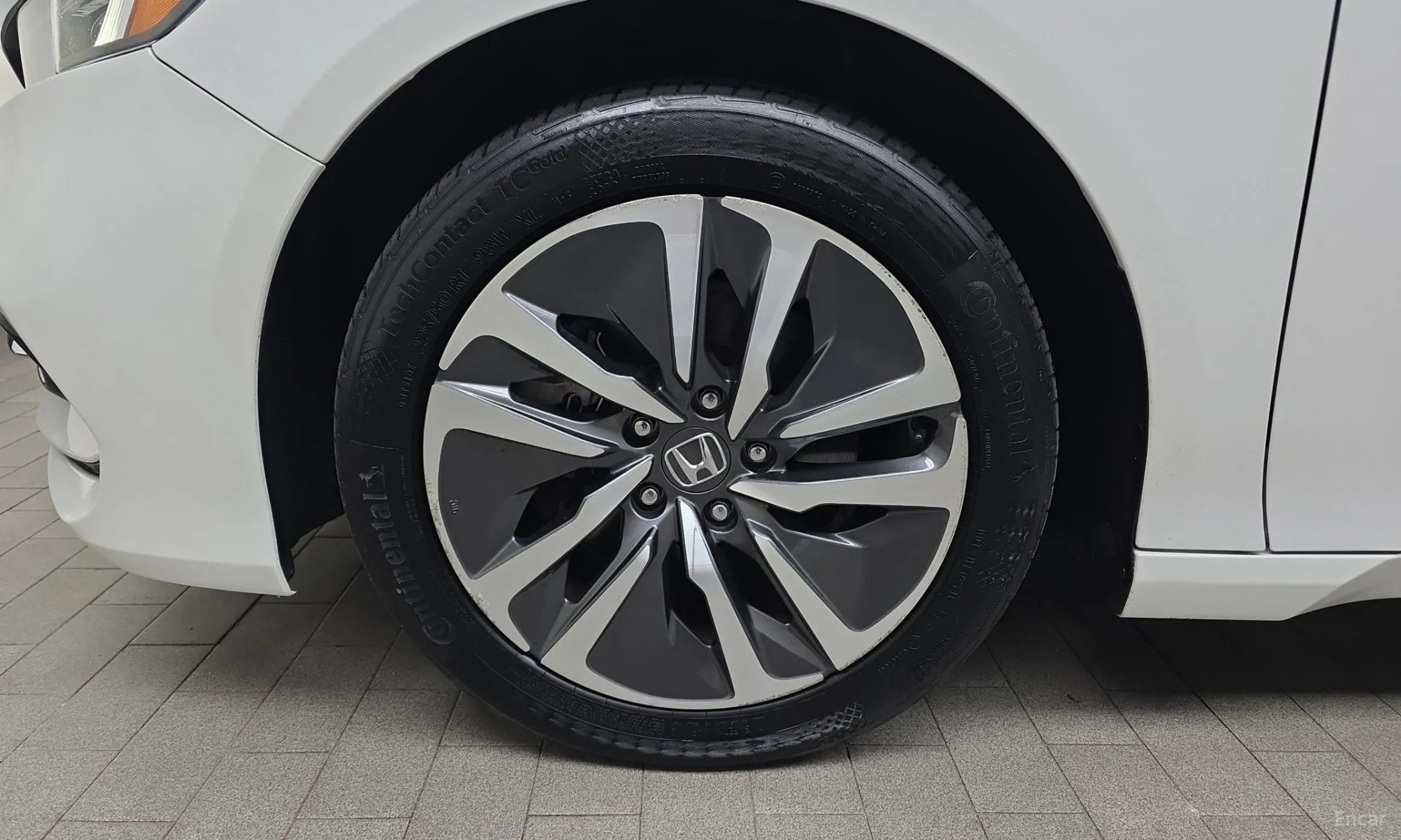 Honda Accord 10th Generation превью 5