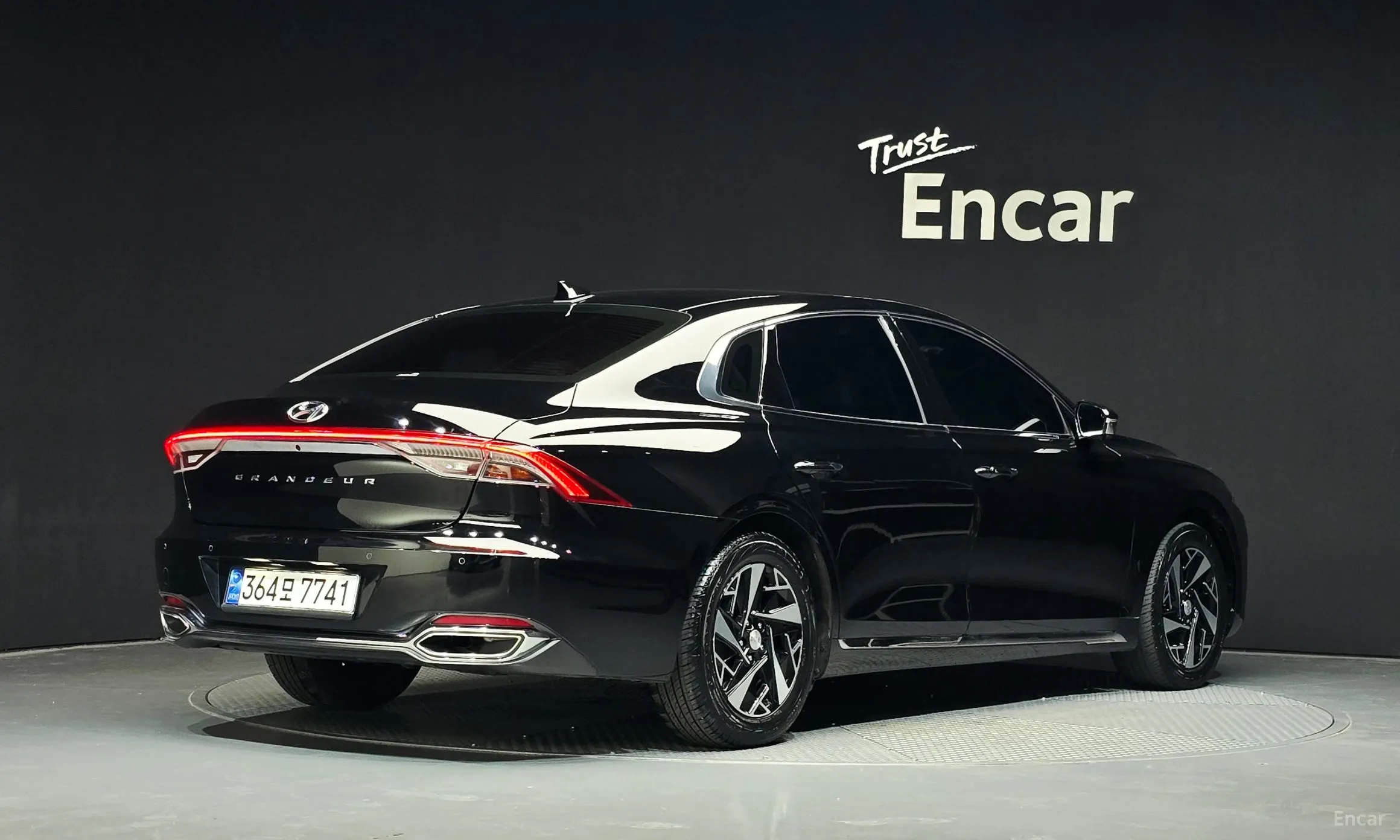 Hyundai Grandeur IG Hybrid