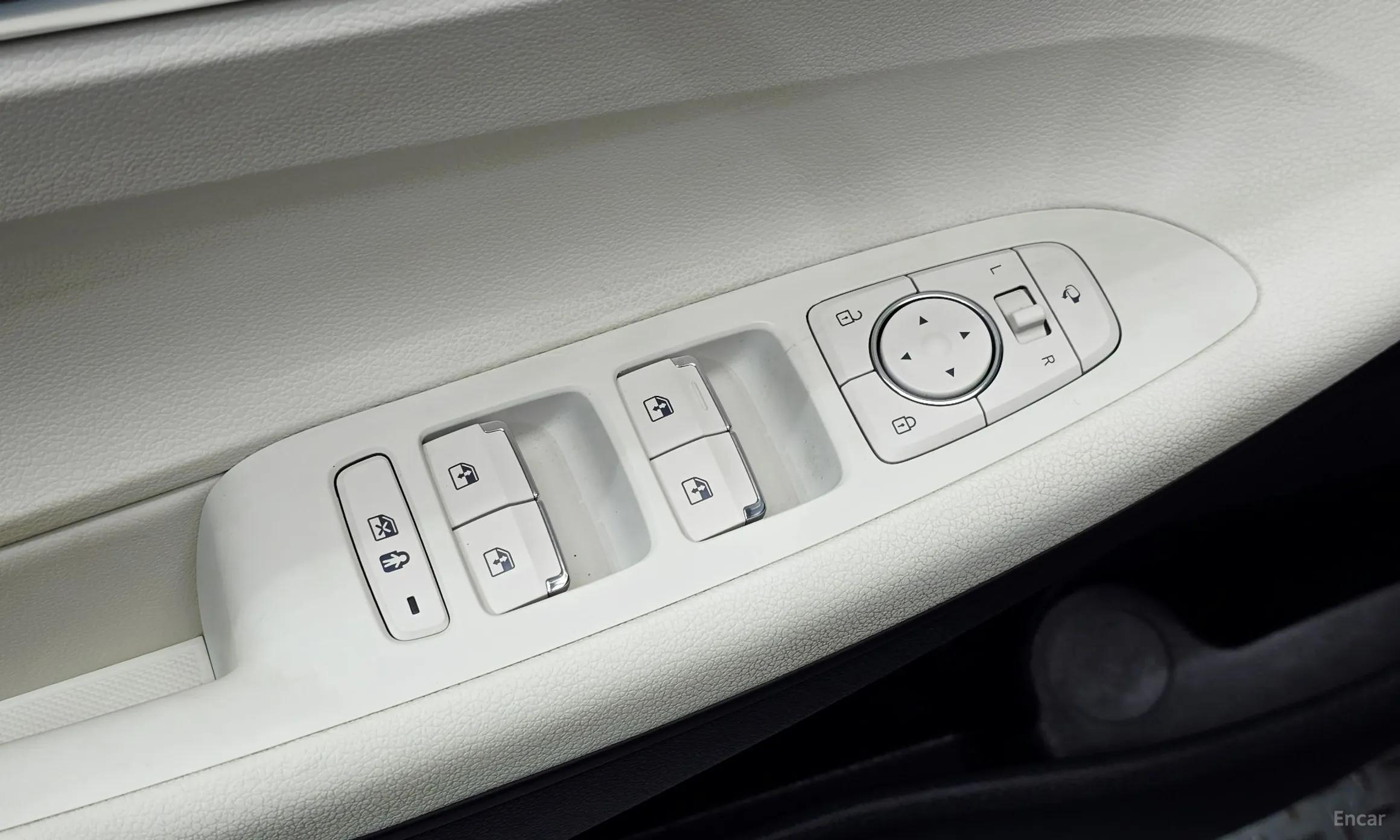 Hyundai Grandeur IG Hybrid превью 16