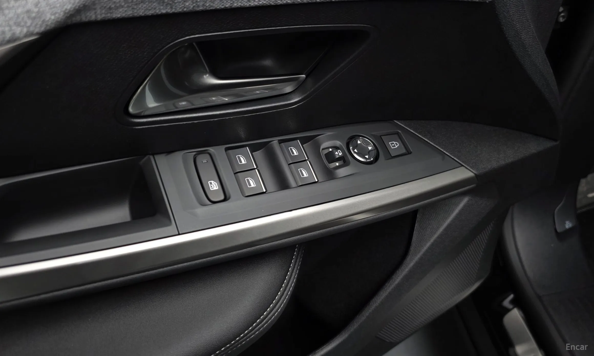 Peugeot 3008 3rd generation превью 18