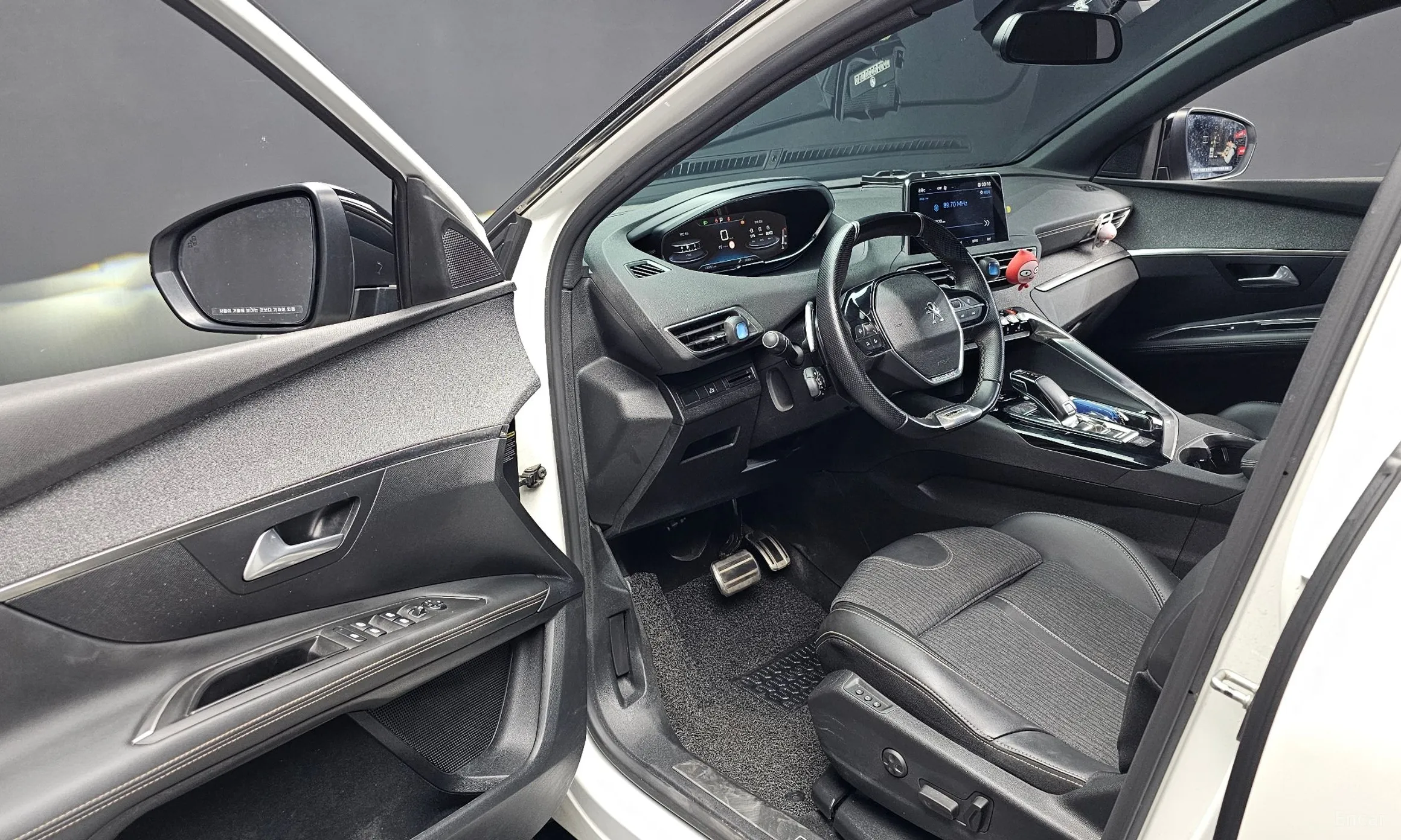 Peugeot 3008 2nd generation превью 10