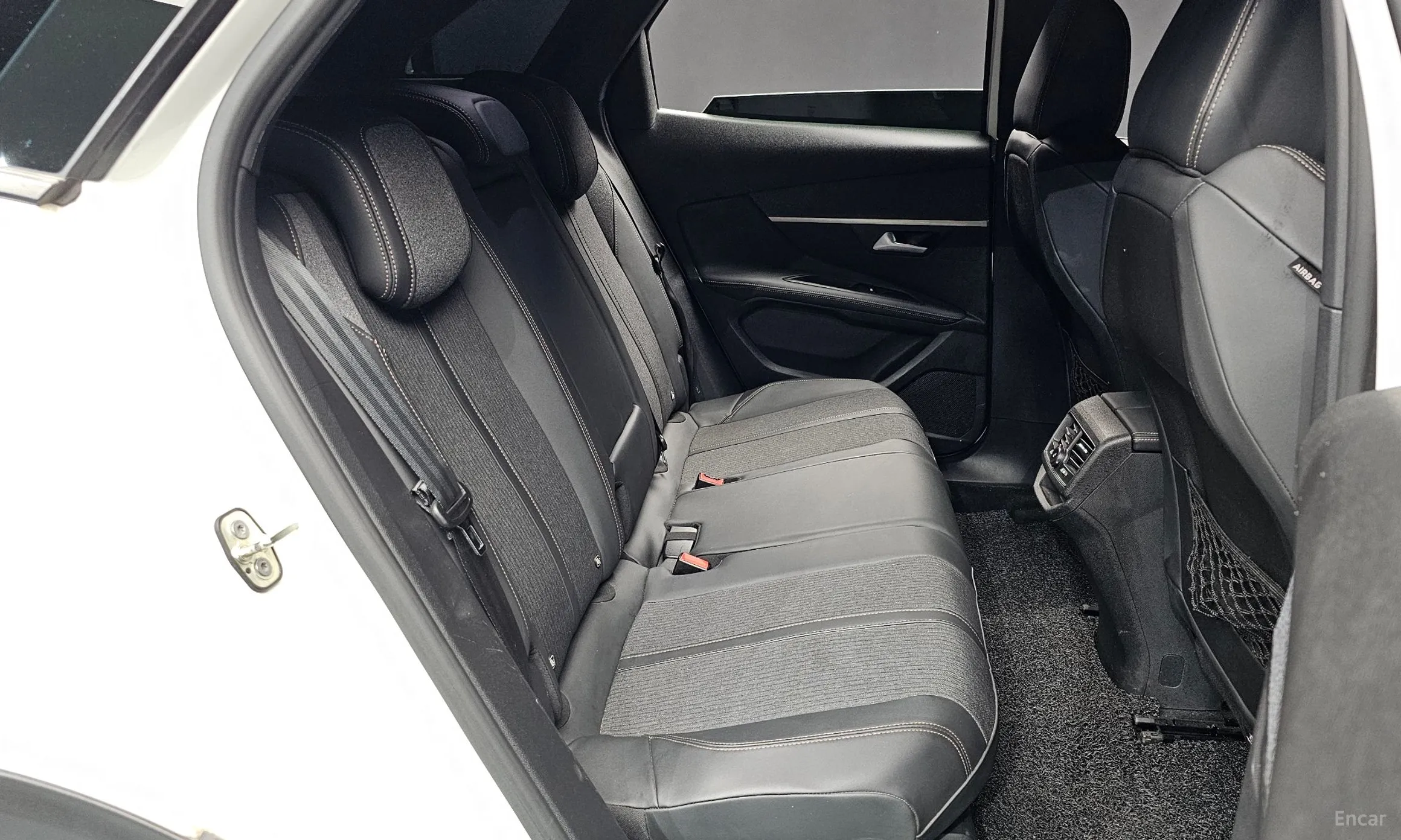 Peugeot 3008 2nd generation превью 11