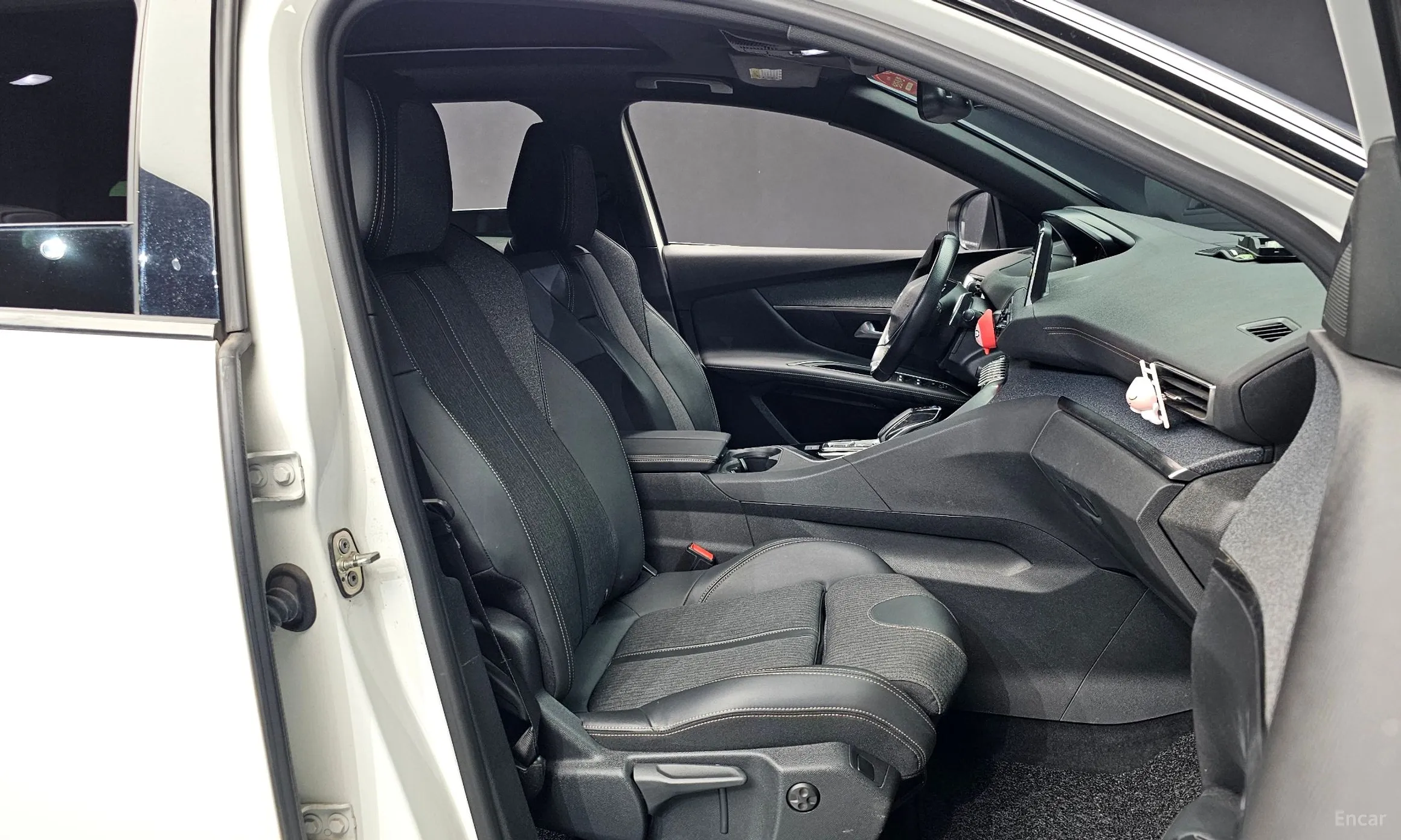 Peugeot 3008 2nd generation превью 12