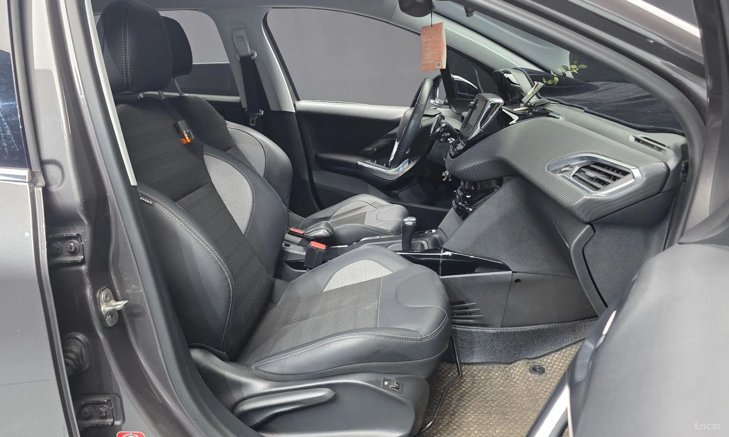 Peugeot 2008. превью 11