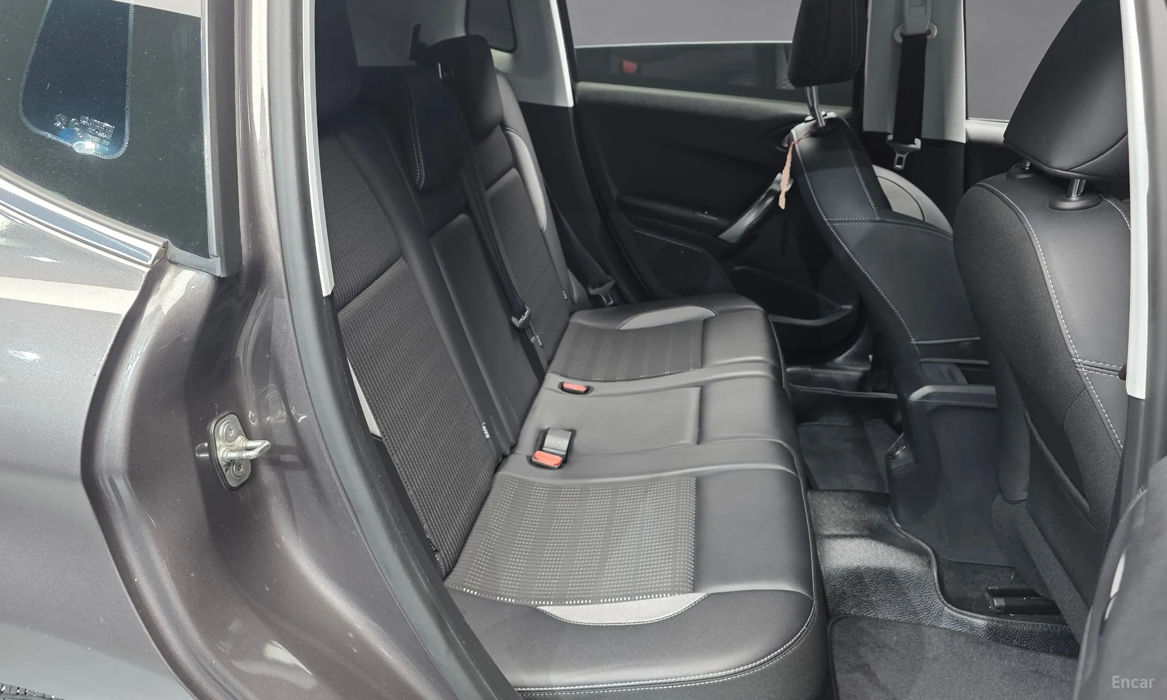 Peugeot 2008. превью 12