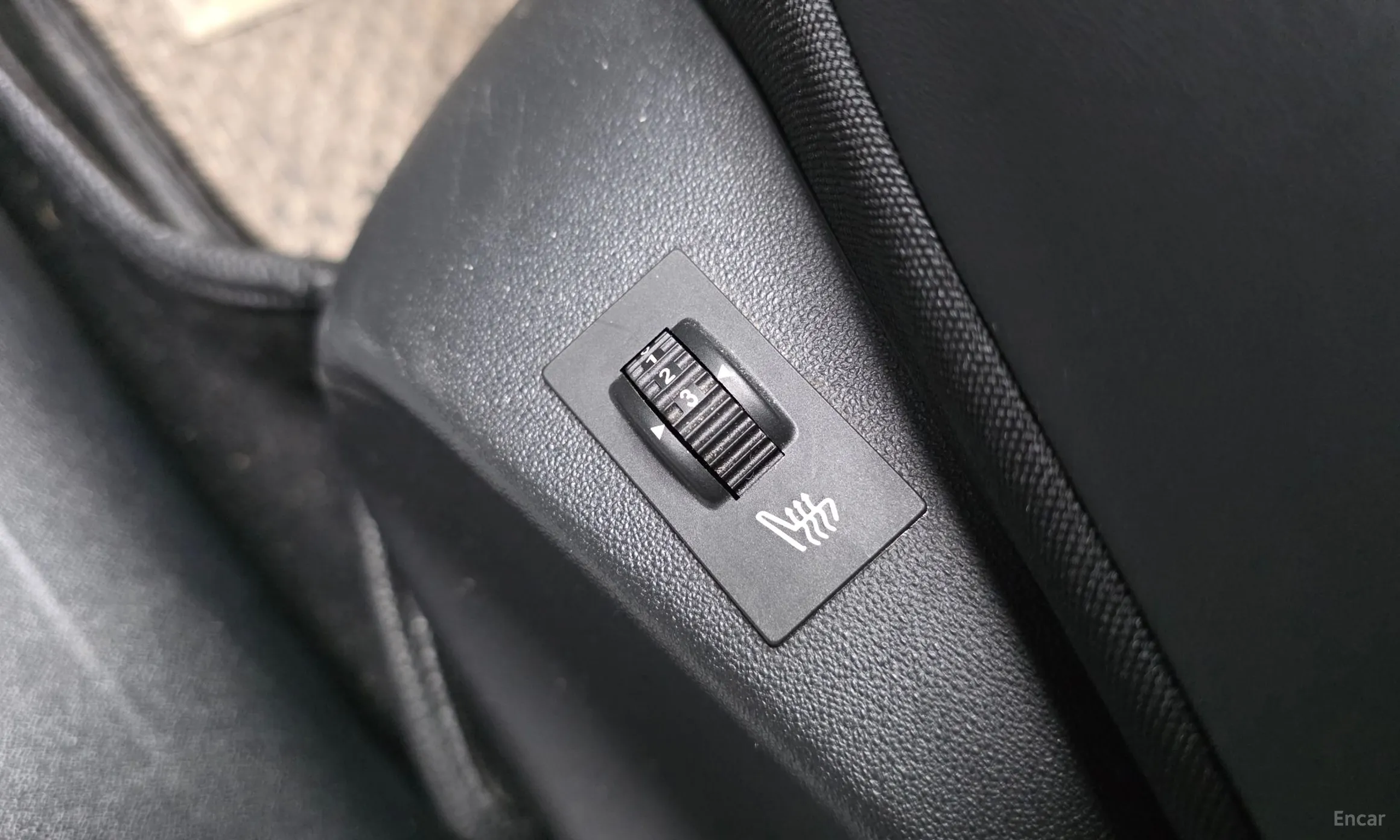 Peugeot 2008. превью 17