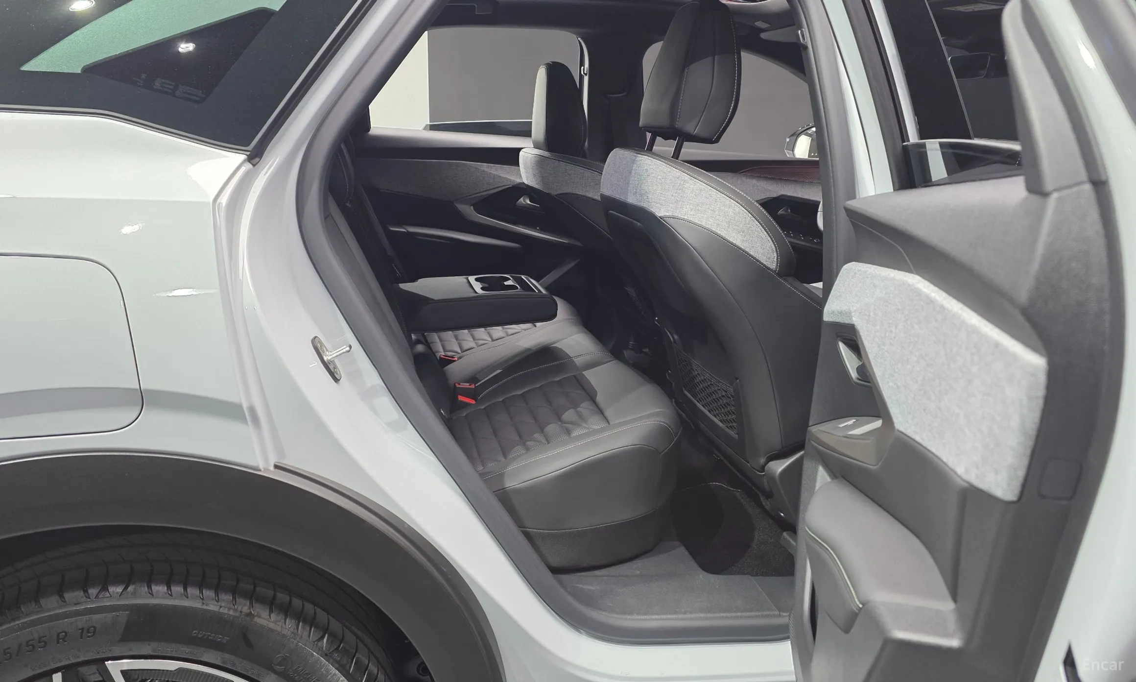 Peugeot 3008 3rd generation превью 12