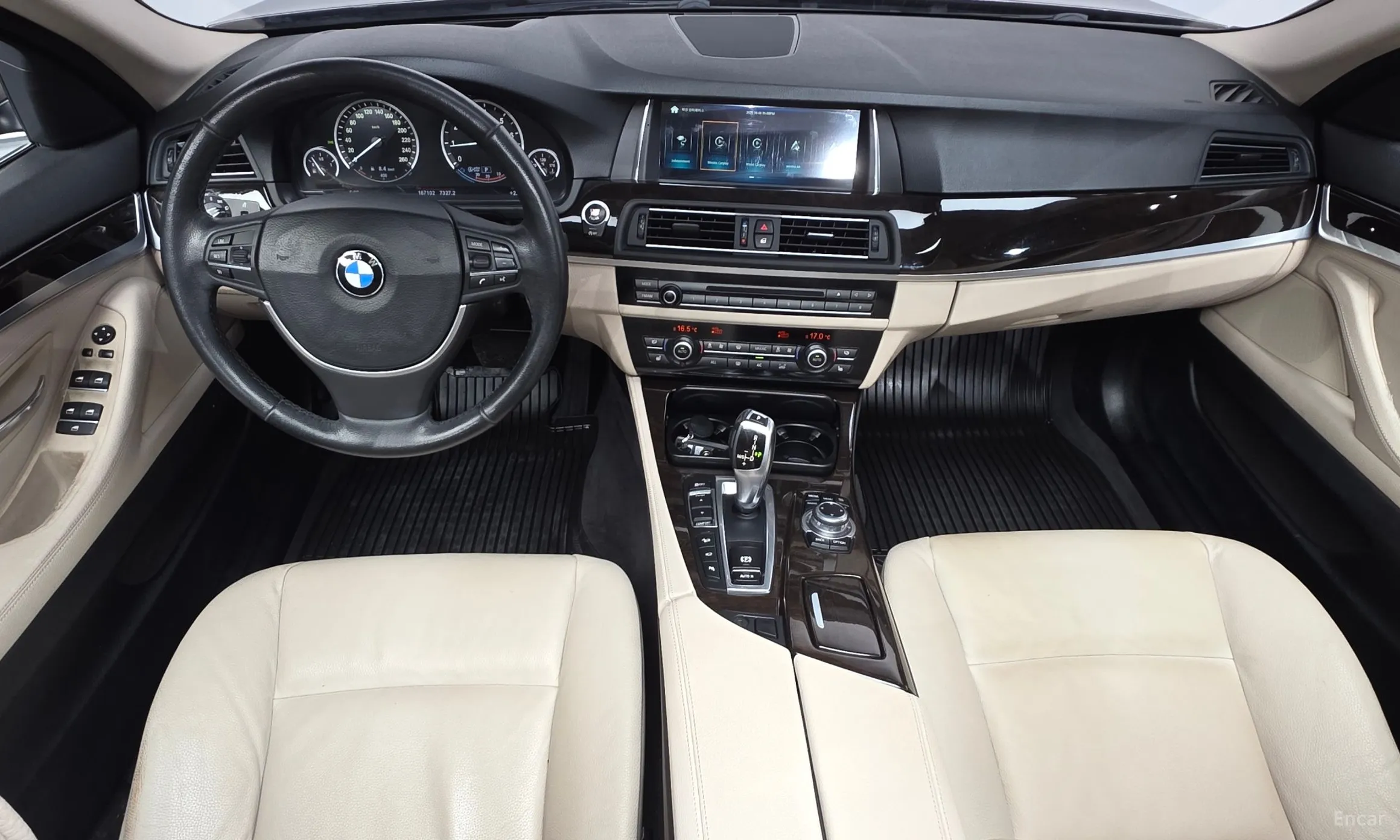 BMW 5 Series (F10) превью 7