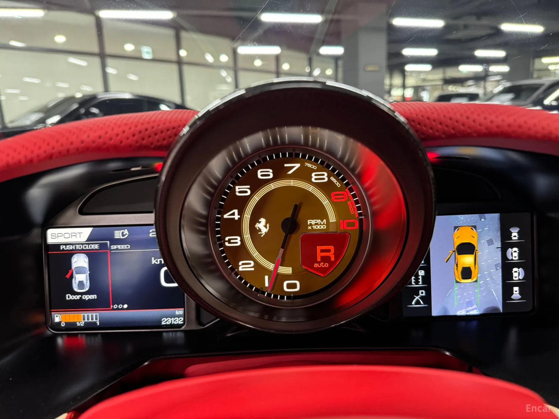 Ferrari 812 Superfast превью 7