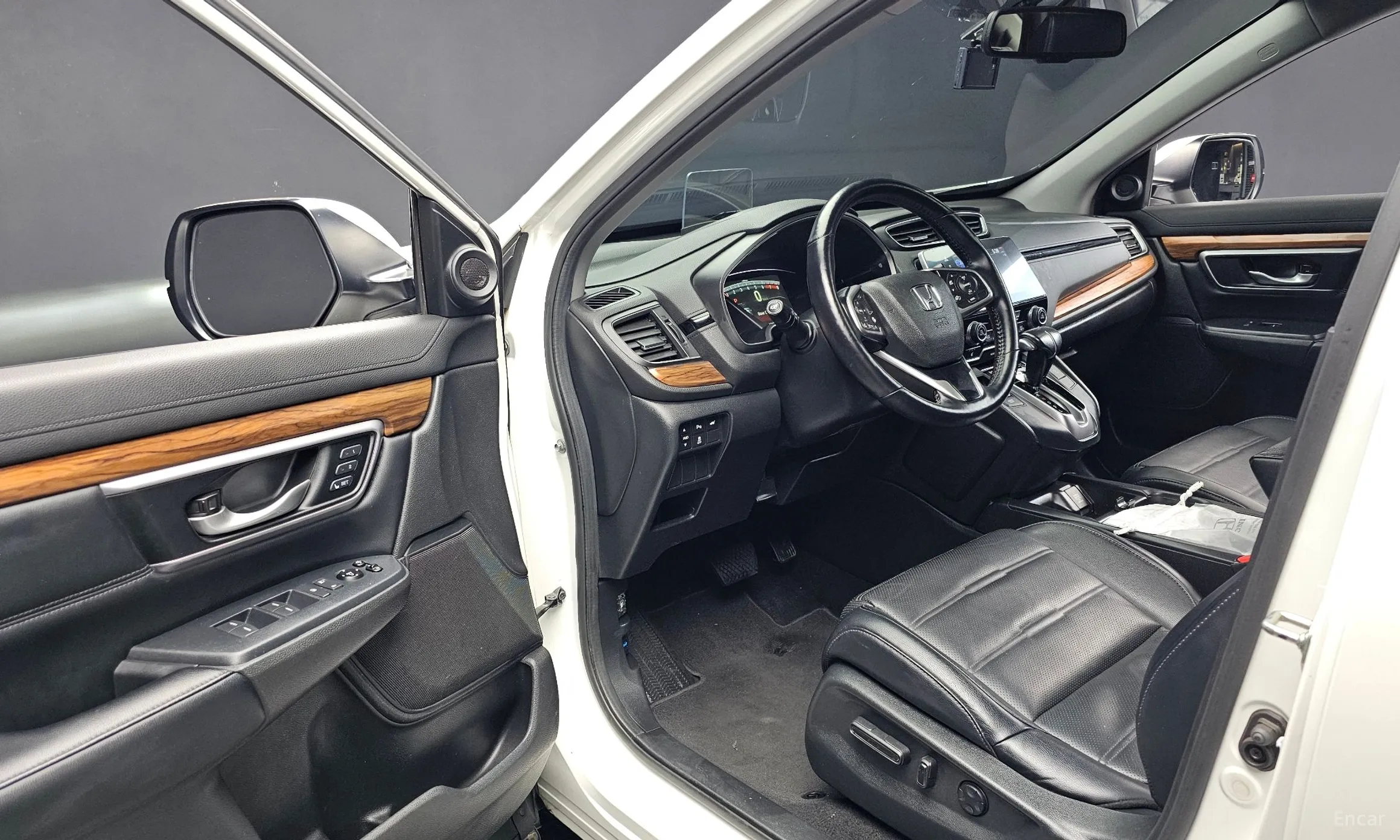 Honda CR-V 5th generation превью 10