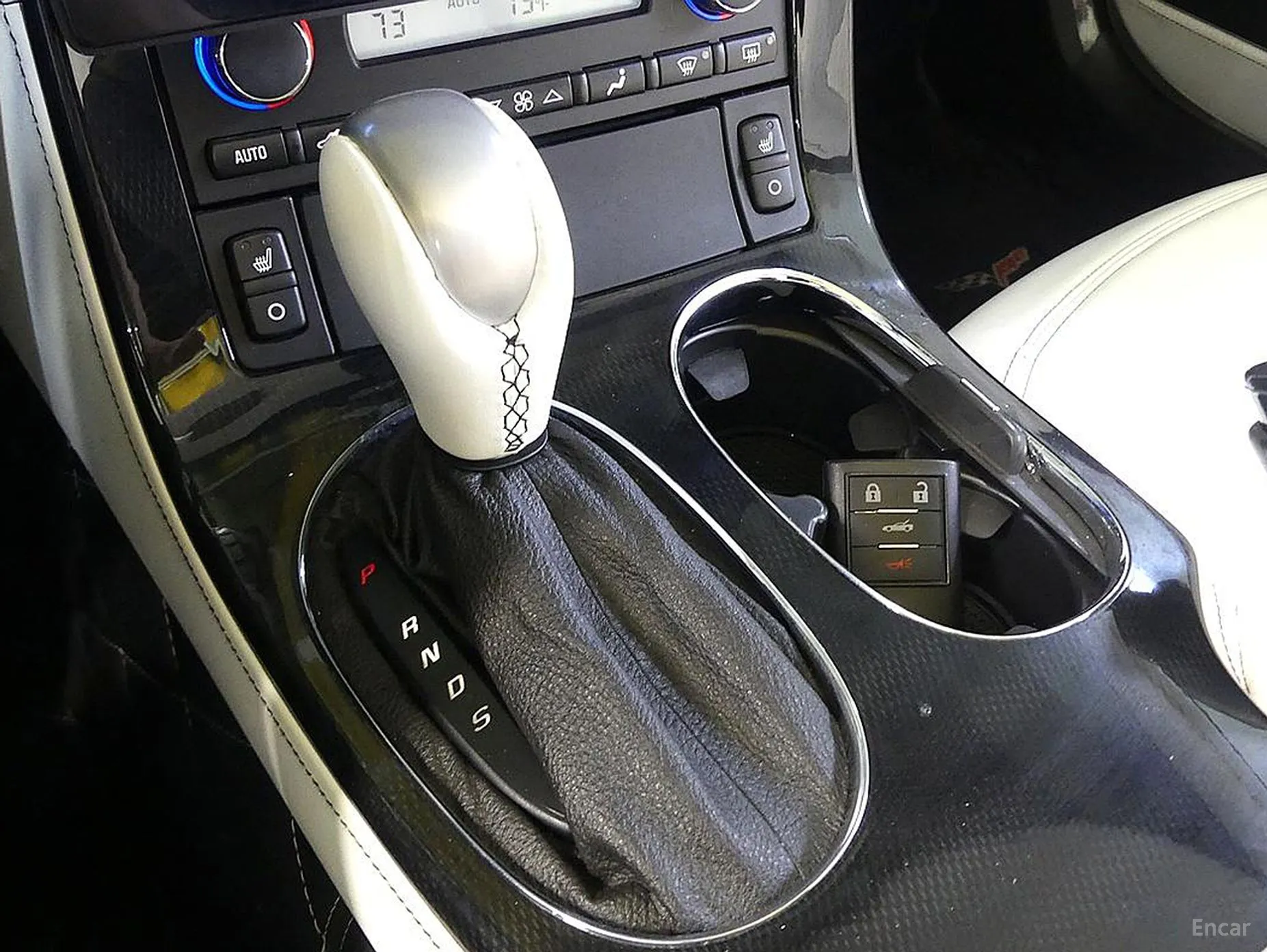 Chevrolet Corvette превью 18