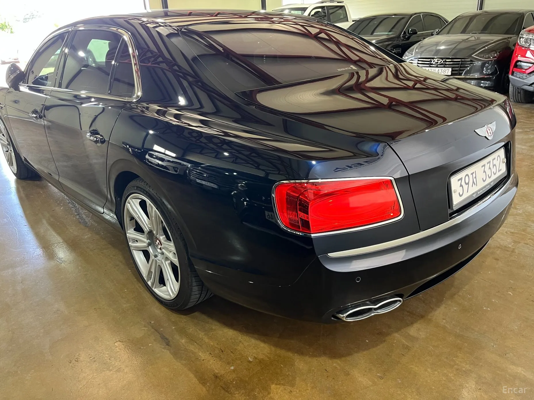 Bentley Flying Spur 2nd Generation превью 10