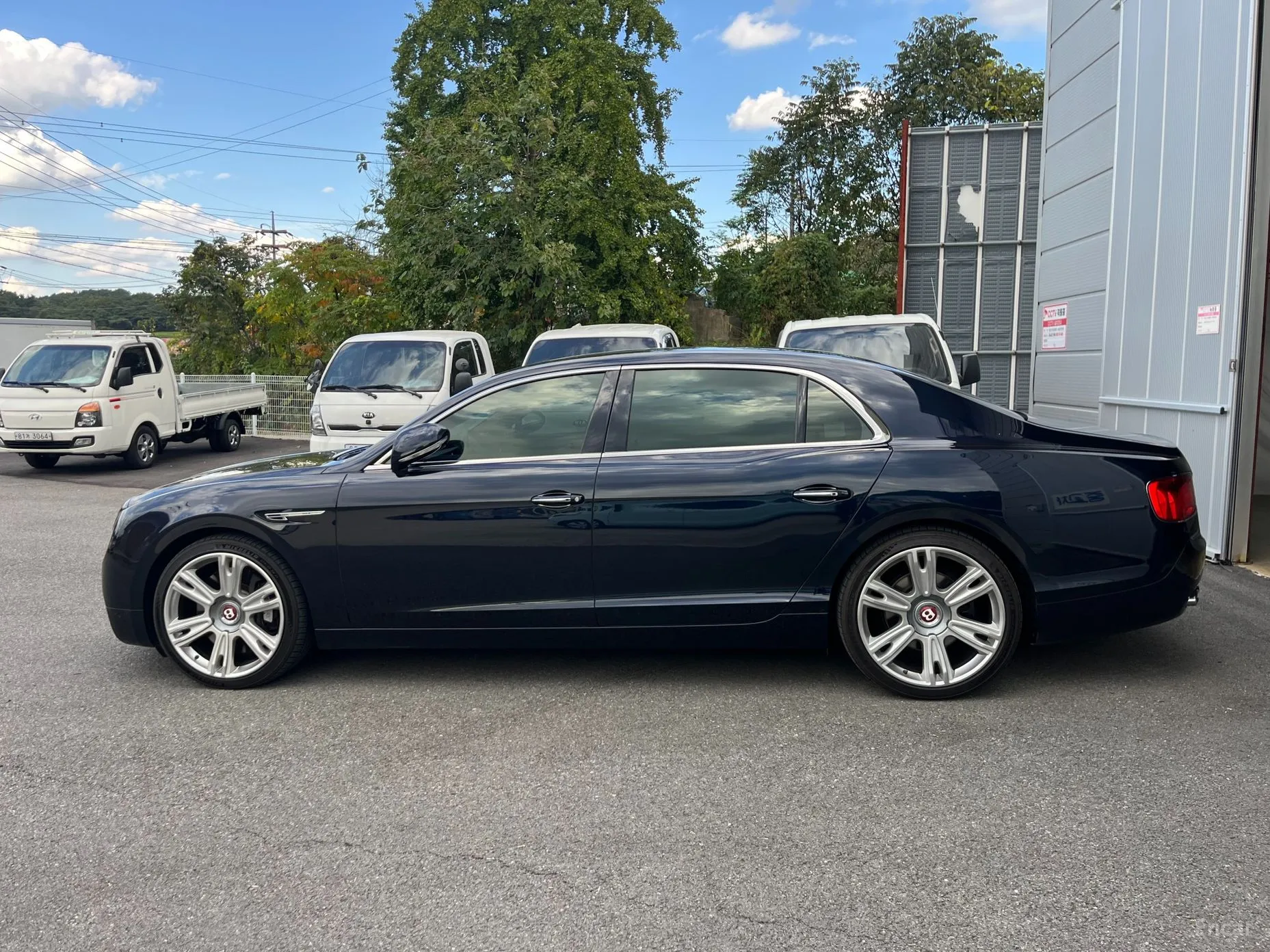 Bentley Flying Spur 2nd Generation превью 8