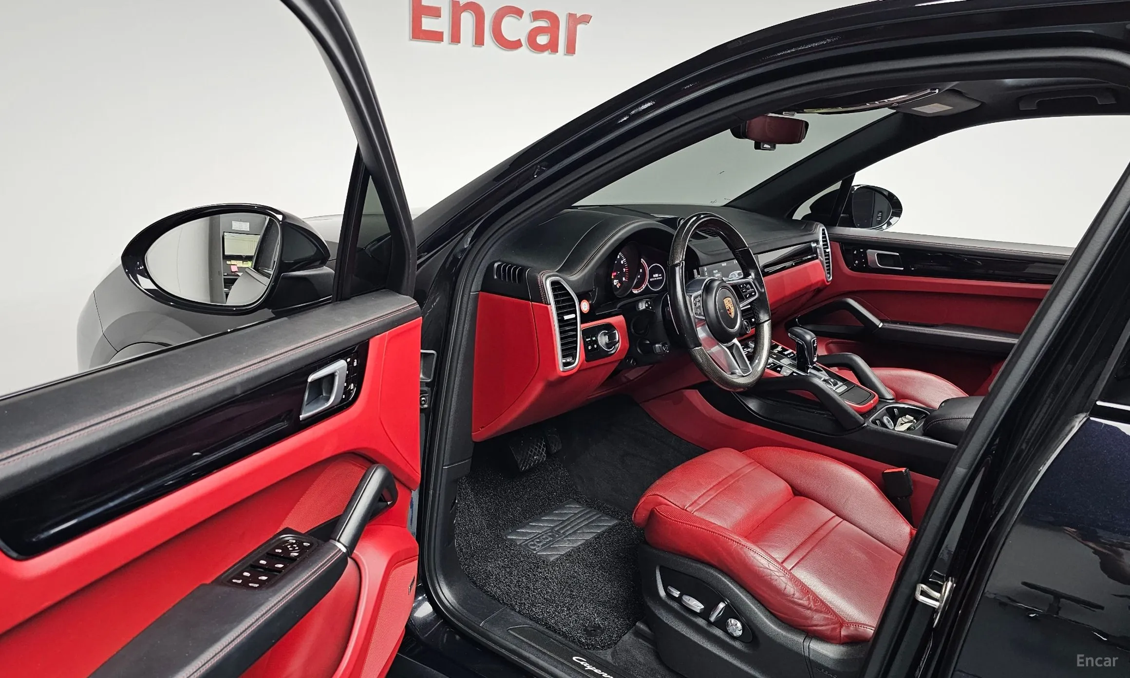 Porsche Cayenne (PO536) превью 10