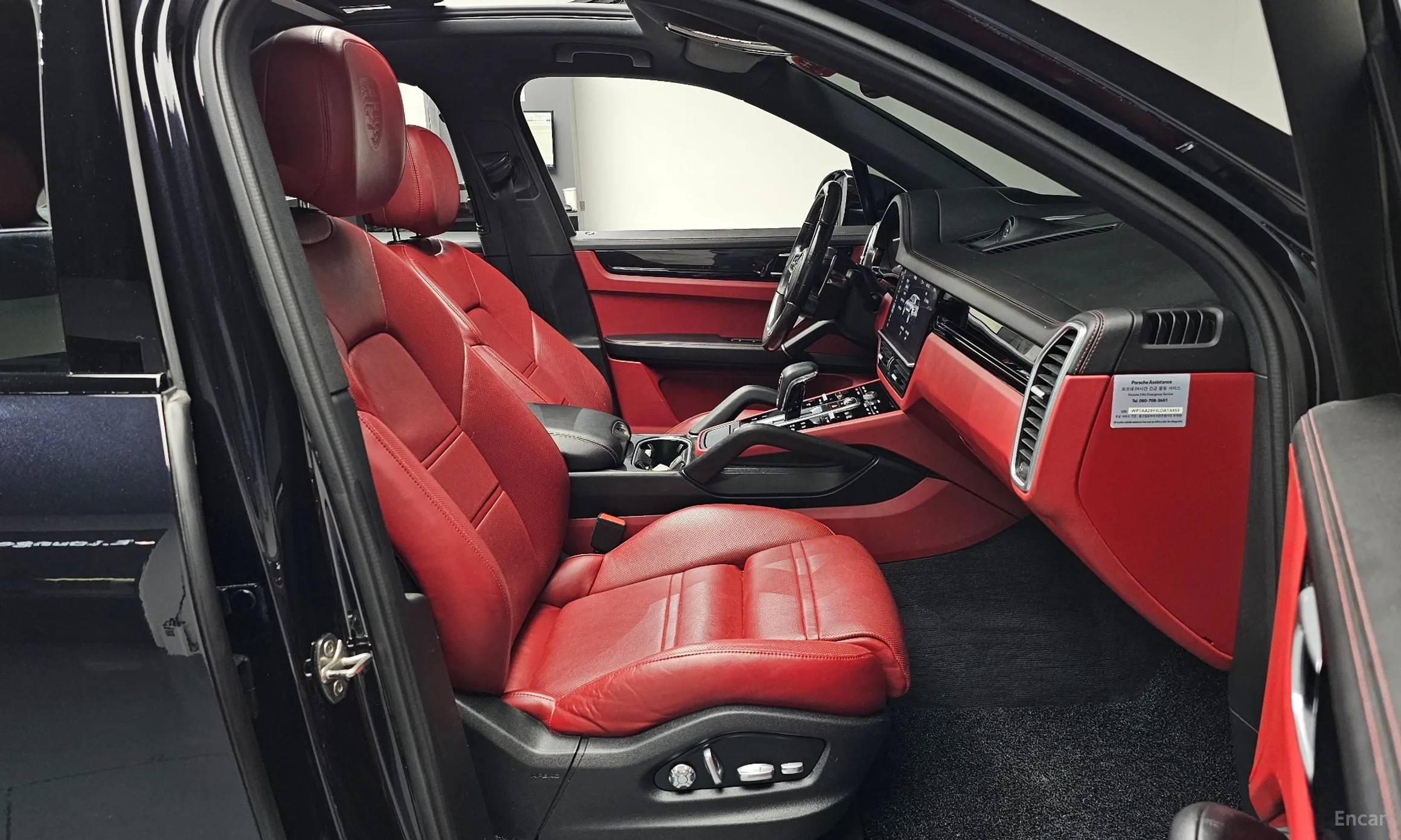 Porsche Cayenne (PO536) превью 11