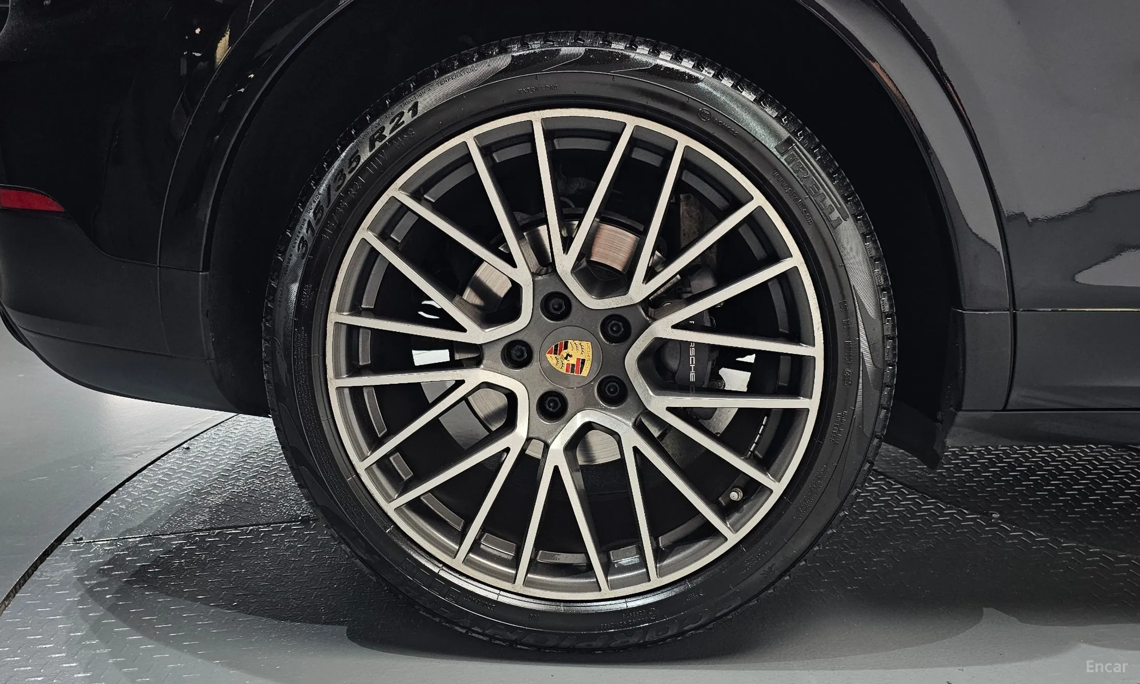 Porsche Cayenne (PO536) превью 5