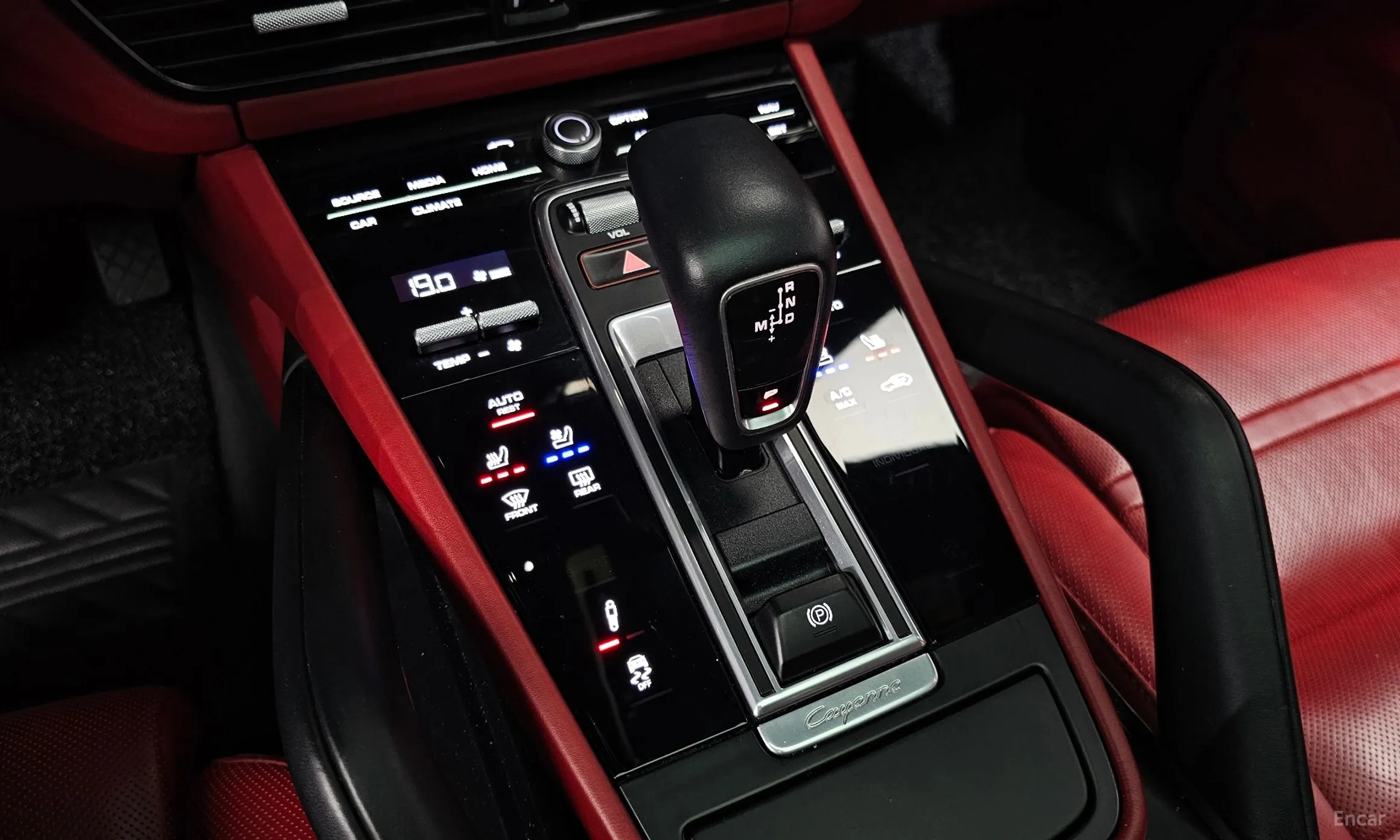 Porsche Cayenne (PO536) превью 9