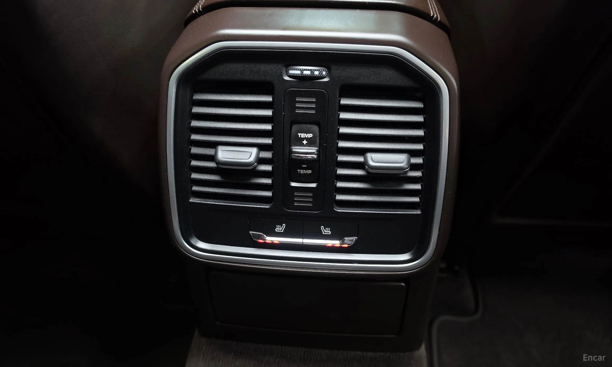 Porsche Macan превью 16