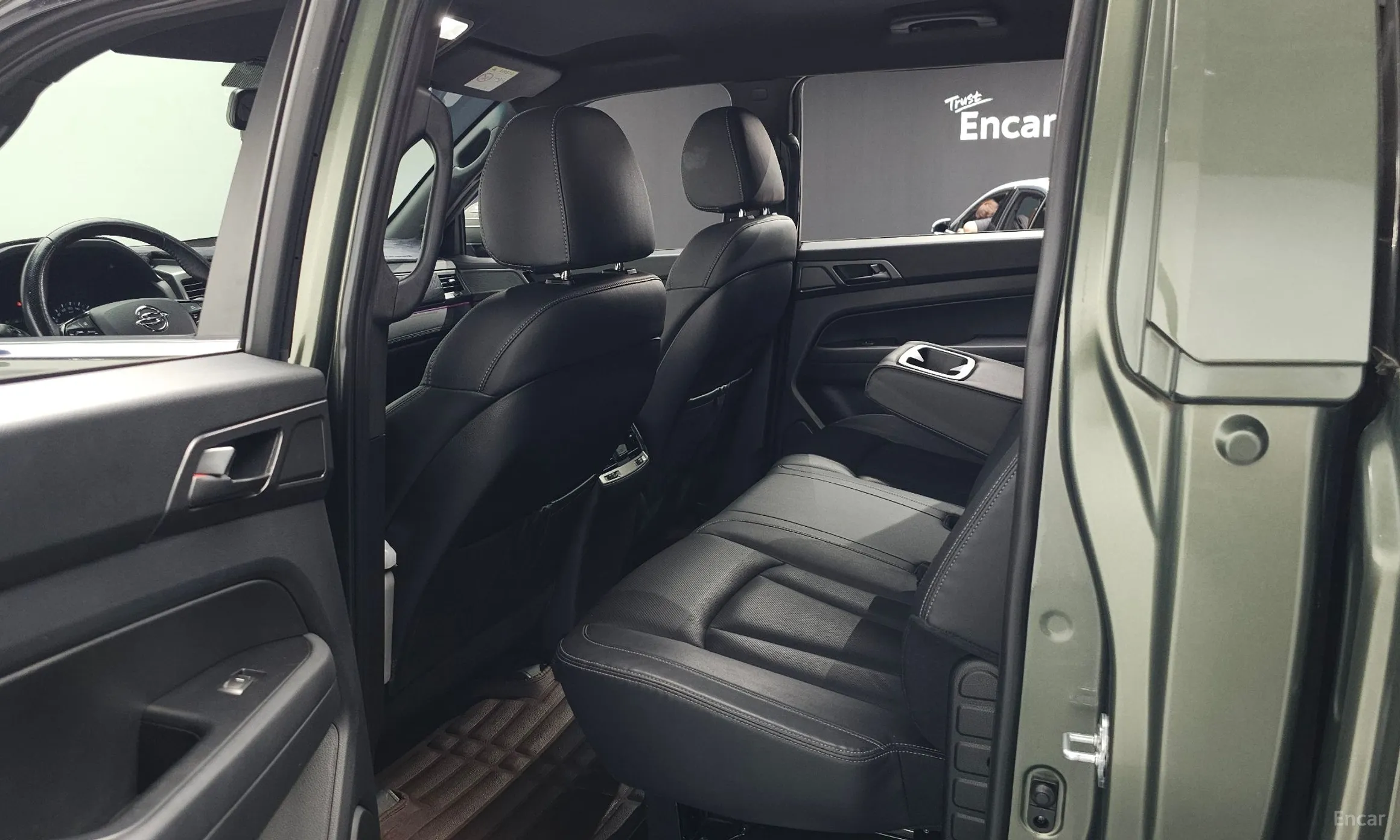 KG Mobility (SsangYong) Rexton Sports превью 11