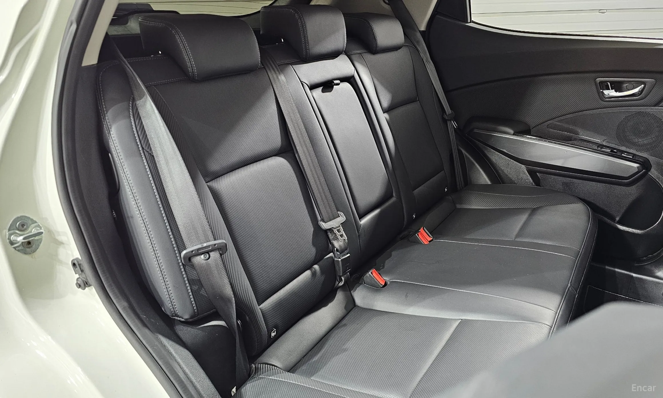 KG Mobility (SsangYong) Berry New Tivoli превью 12