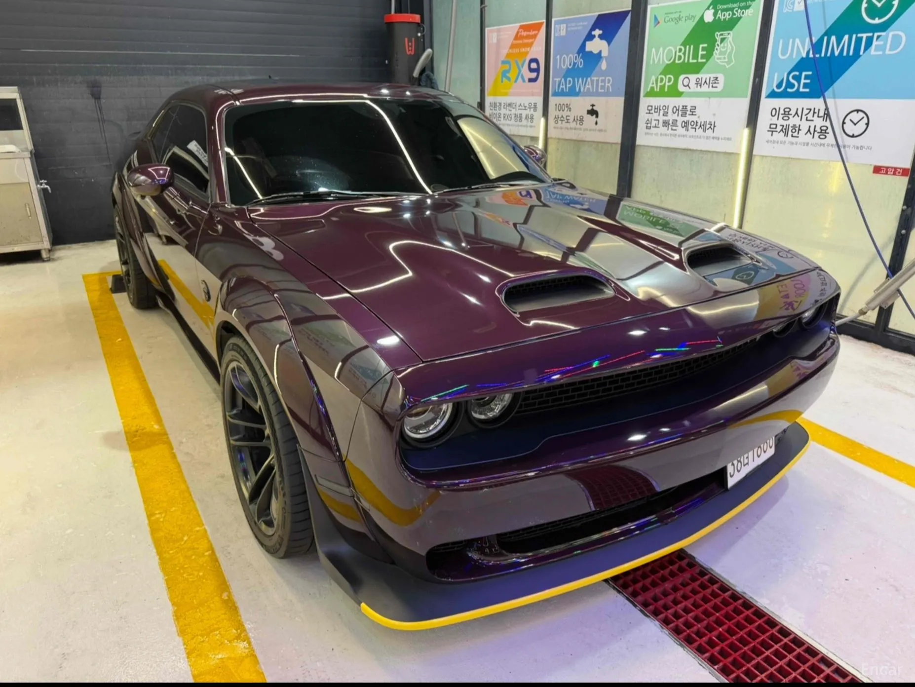 Dodge Challenger превью 5