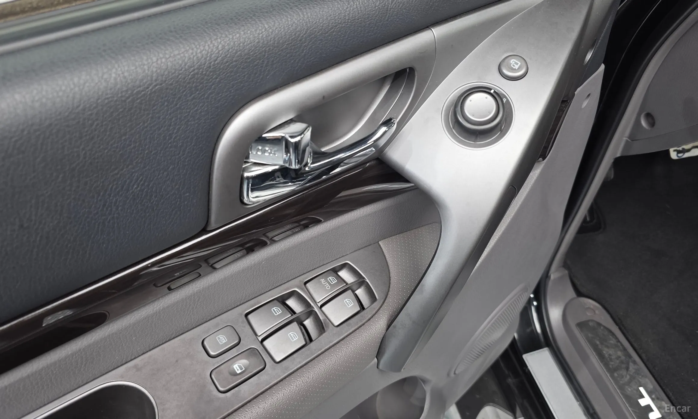 KG Mobility (SsangYong) Korando Turismo превью 12