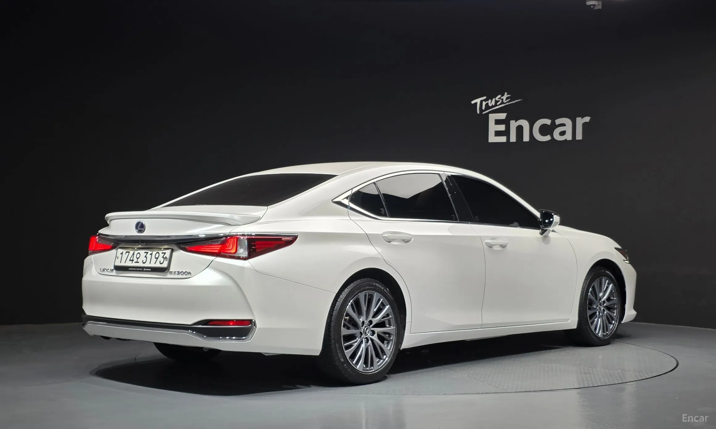 Lexus ES300h 7th Generation превью 2