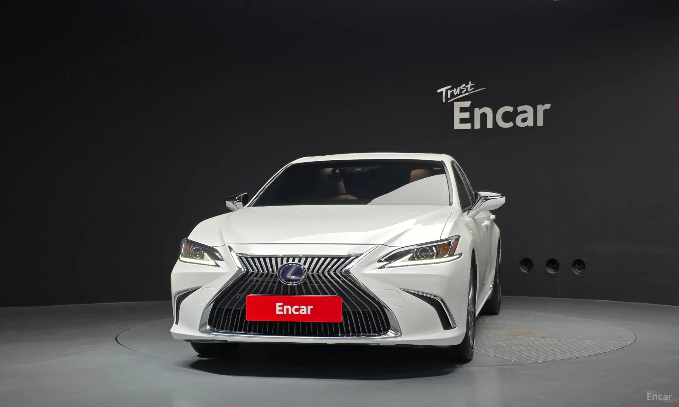 Lexus ES300h 7th Generation превью 3