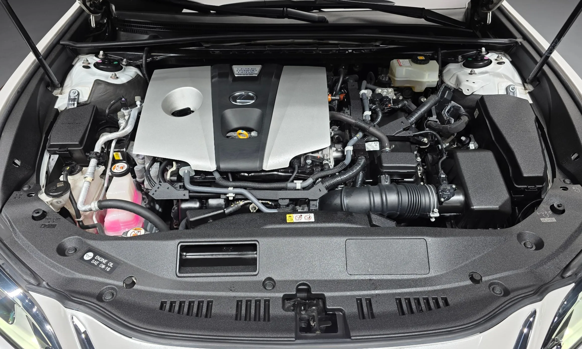 Lexus ES300h 7th Generation превью 6