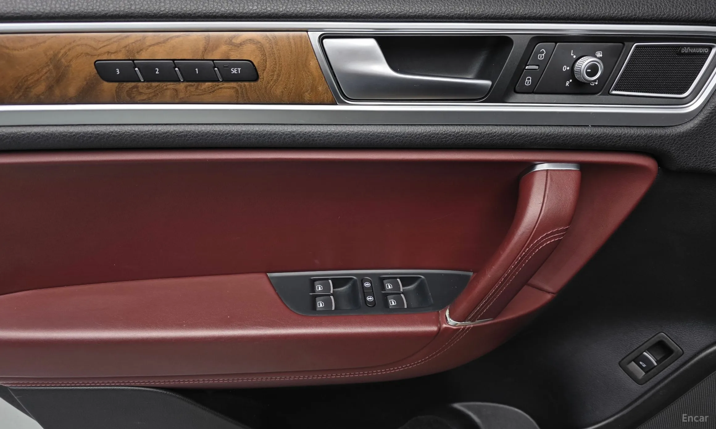 Volkswagen New Touareg превью 11