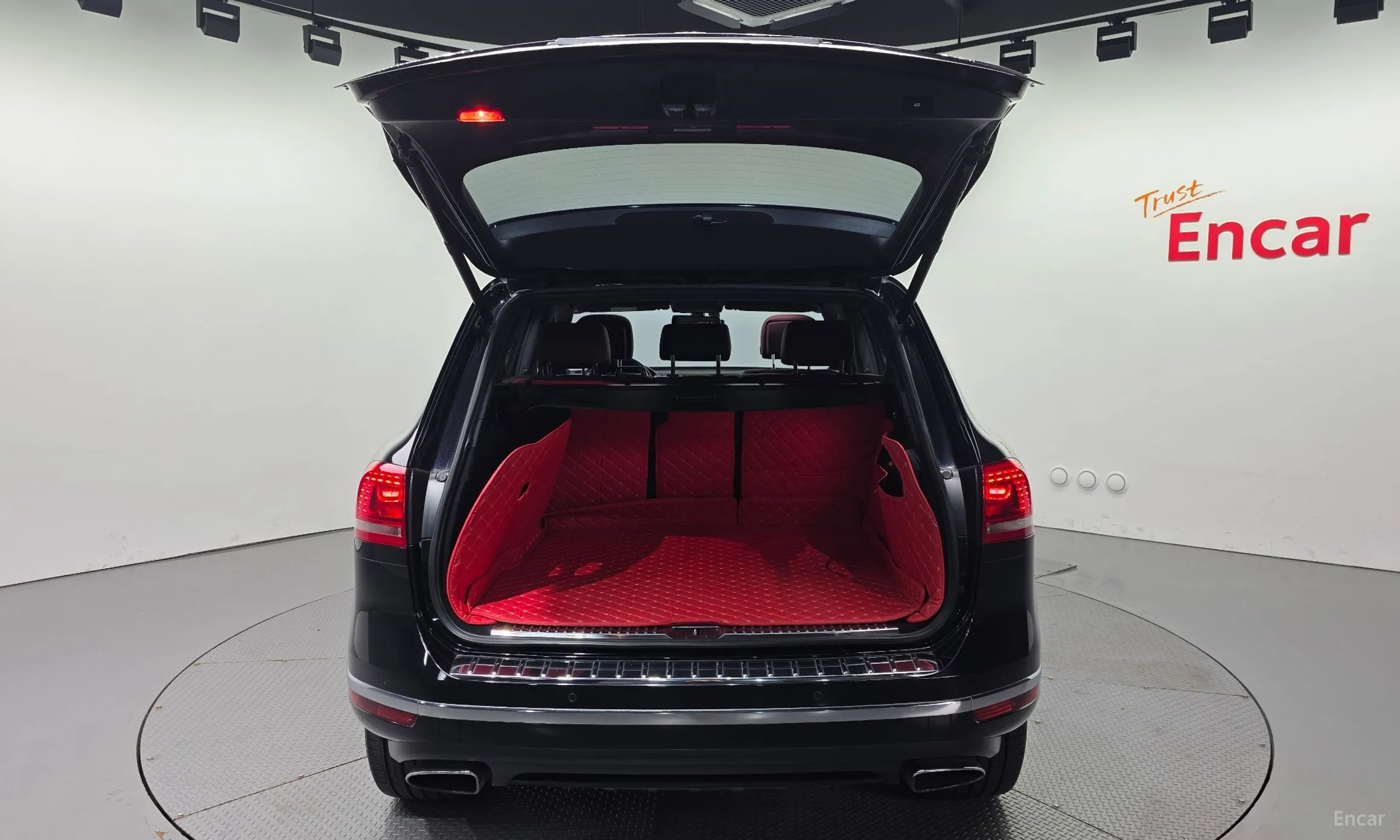 Volkswagen New Touareg превью 19